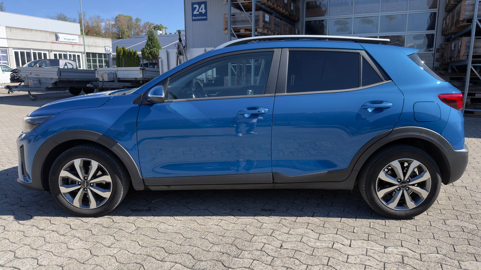 KIA Stonic 1.0 T-GDI MHEV Style DCT-showroom-element-1