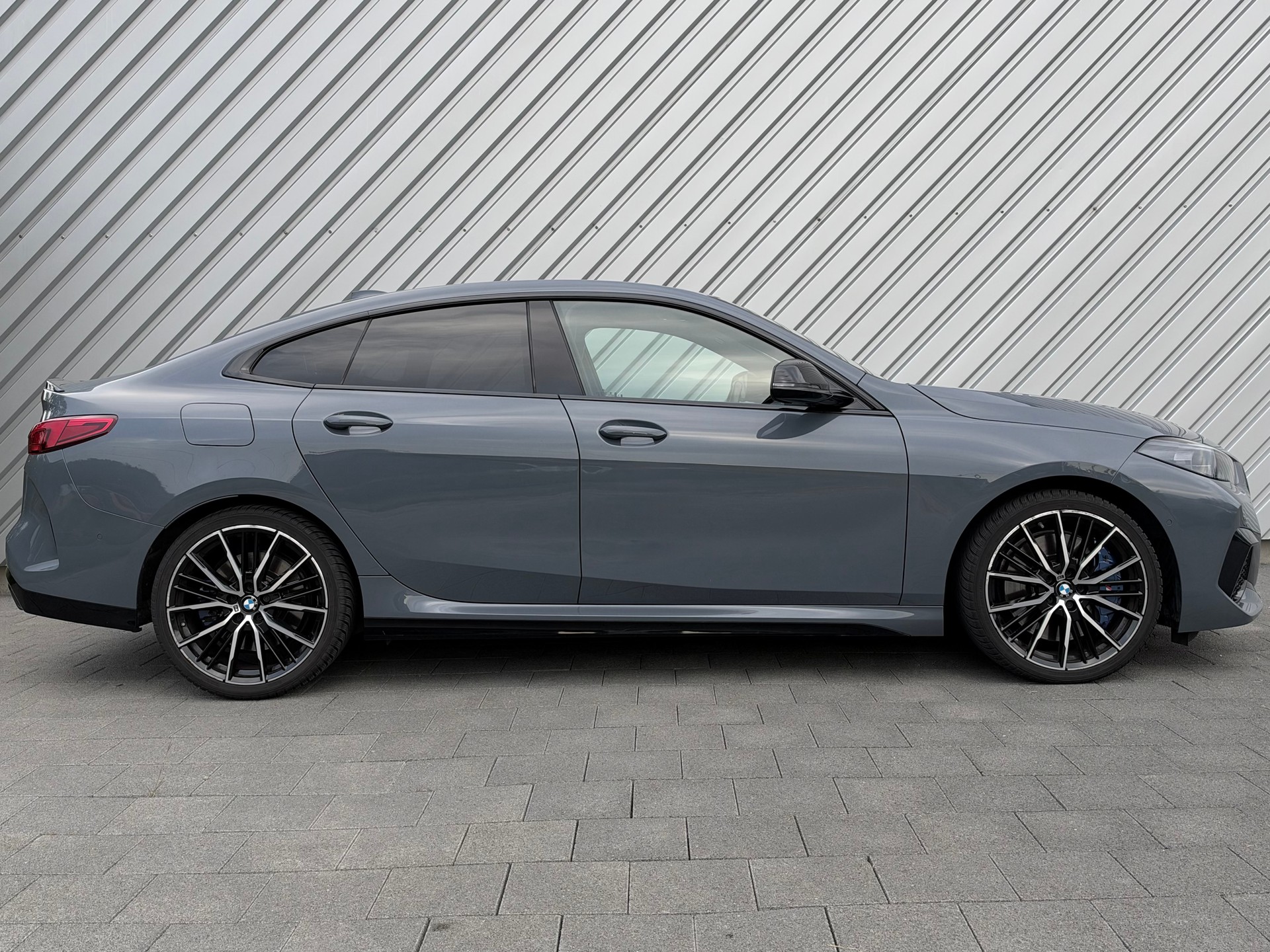 BMW M235i Gran Coupé xDrive Pure M Sport Steptronic-showroom-element-1