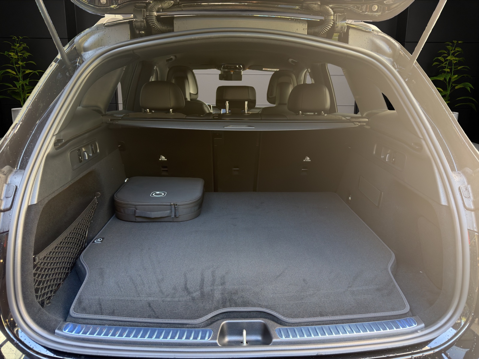 MERCEDES-BENZ GLC 400 e 4Matic EQ Star 9G-Tronic-image-5