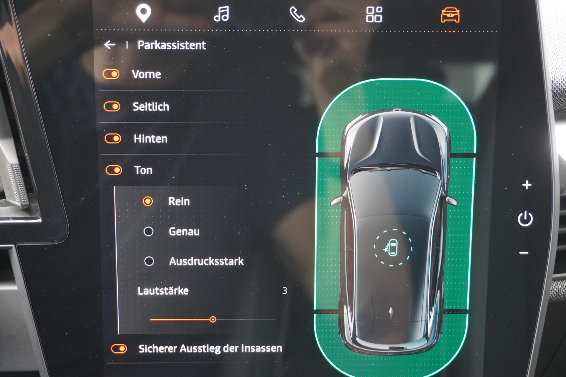 RENAULT Mégane E-TECH EV60 Techno-image-25