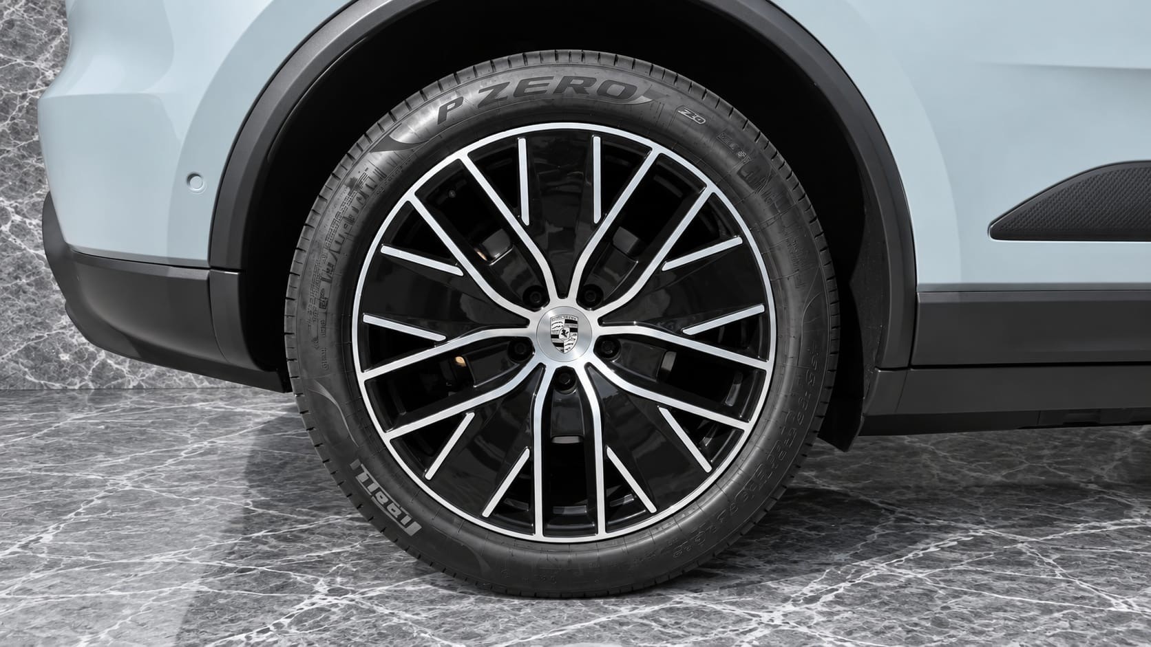 PORSCHE Macan 100kWh-showroom-element-3