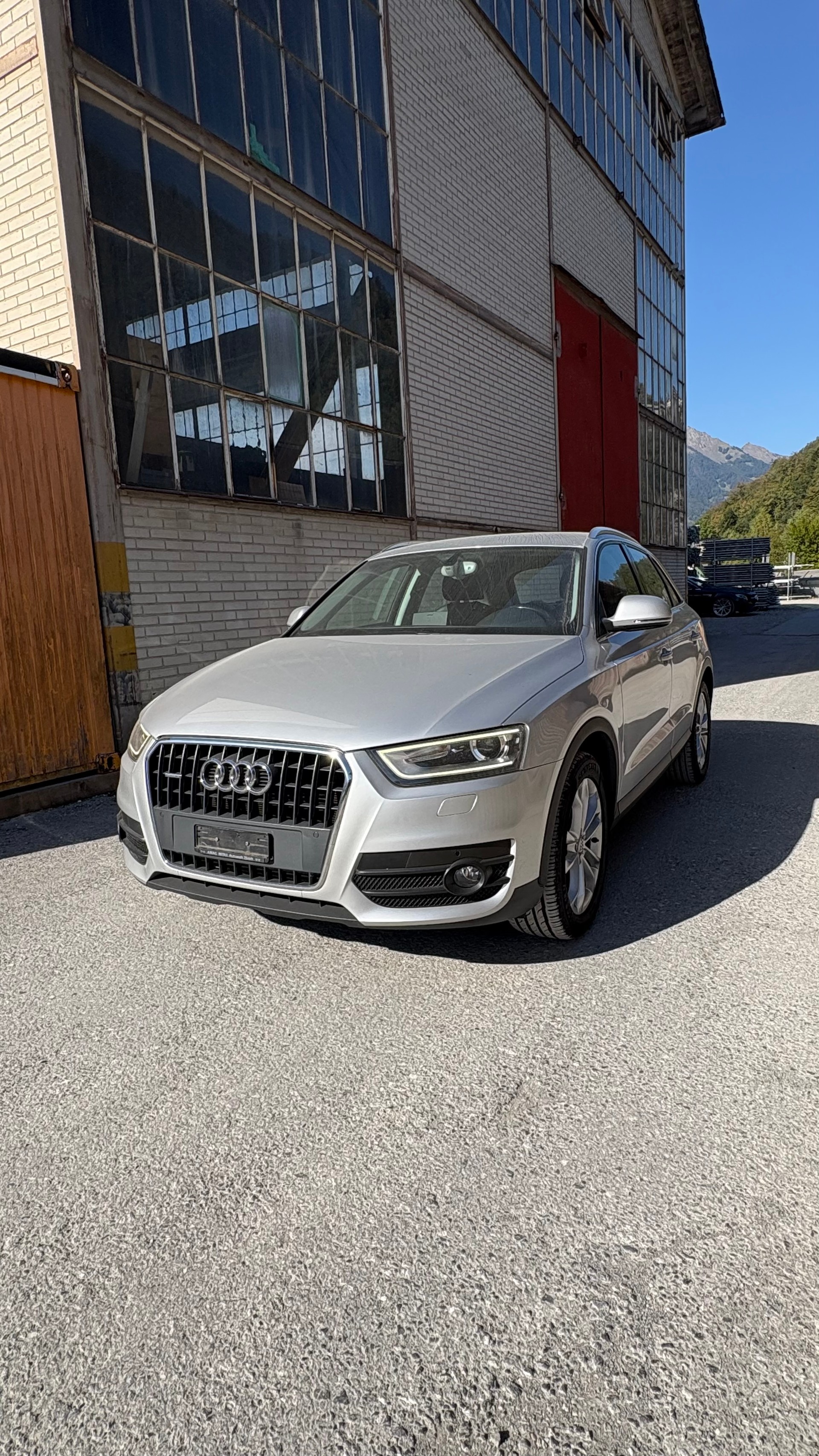 AUDI Q3 2.0 TDI quattro S-tronic