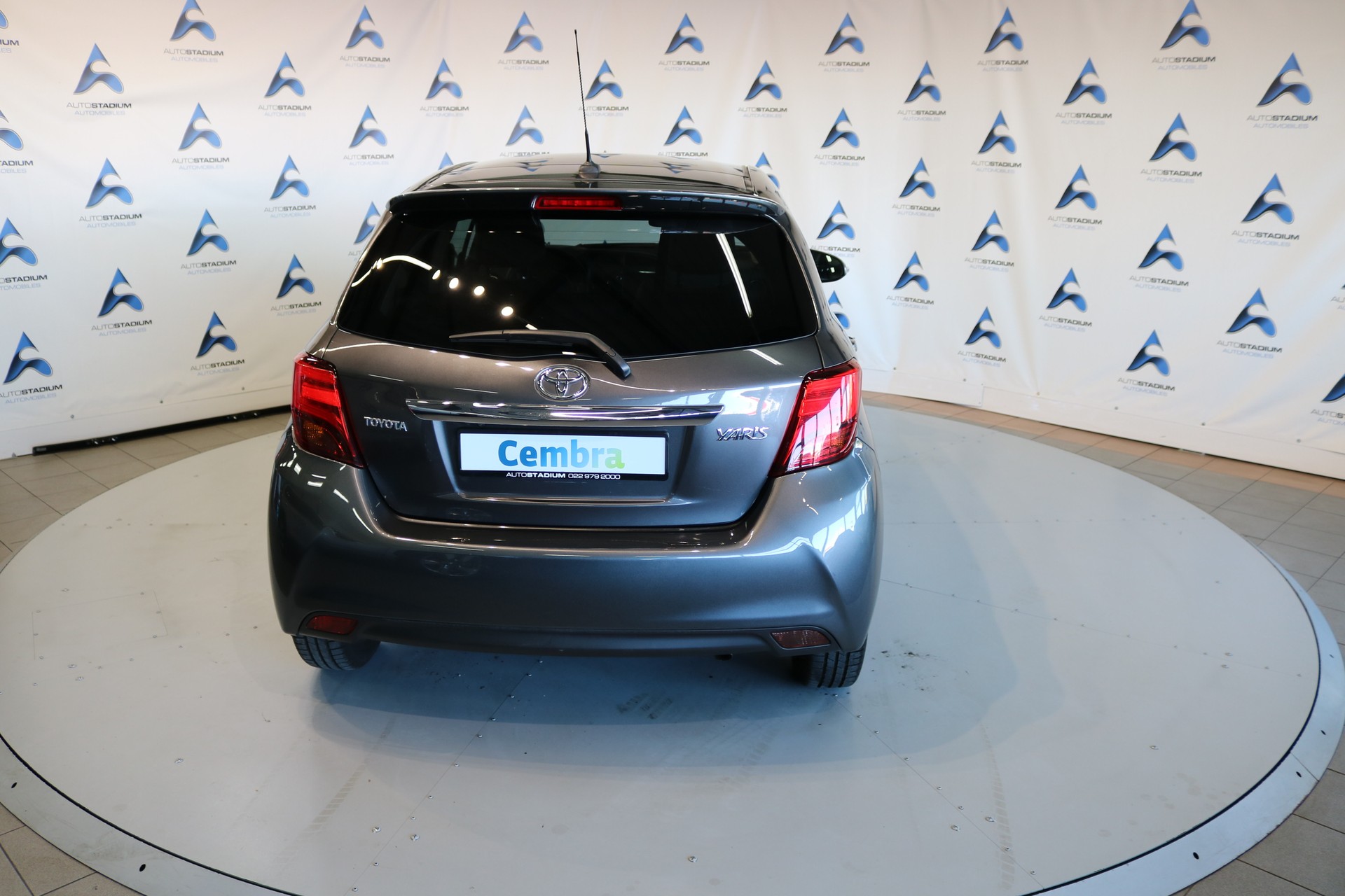 TOYOTA Yaris 1.33 Luna Multidrive-image-20