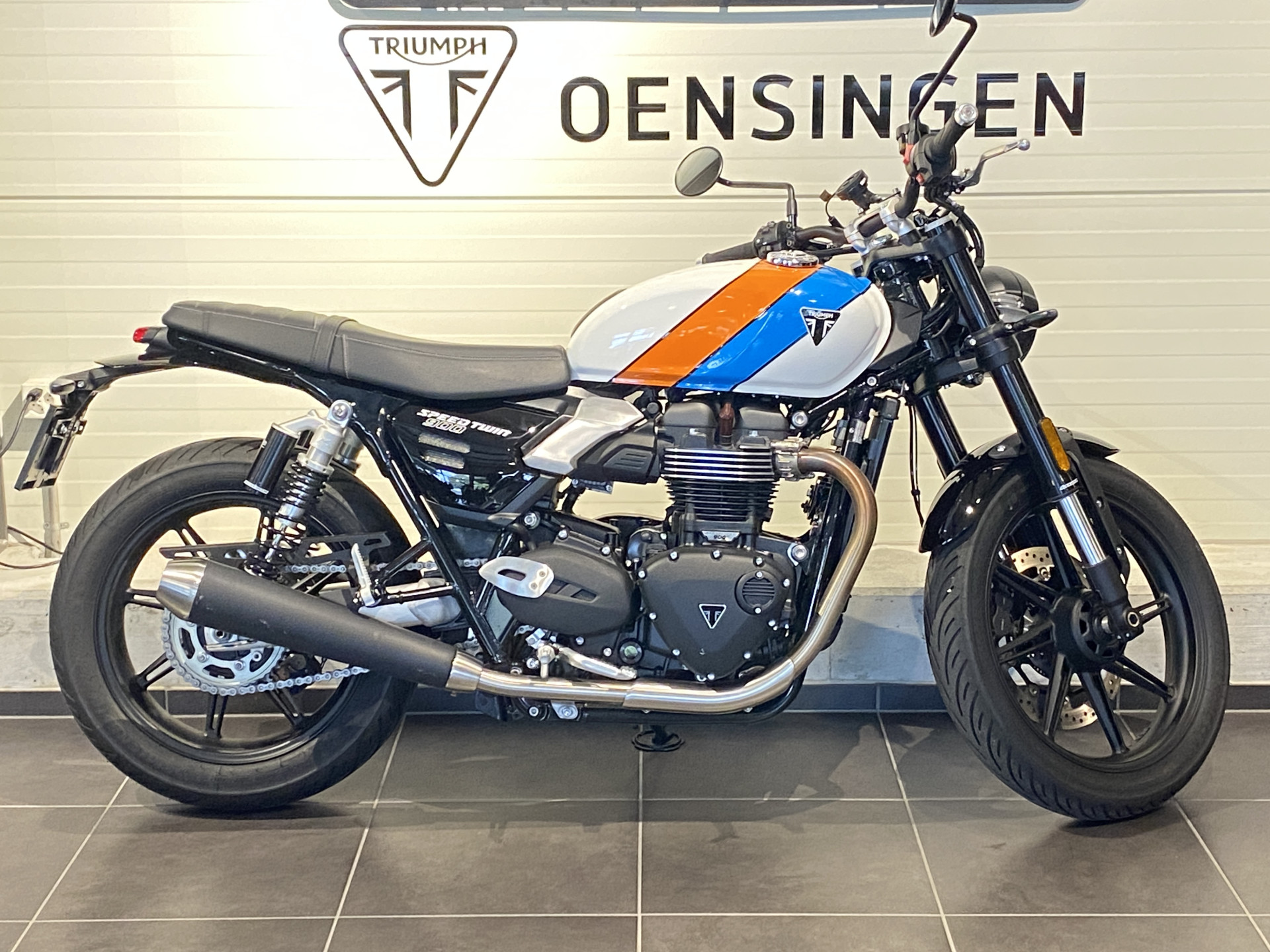 TRIUMPH Speed Twin 900-image-3
