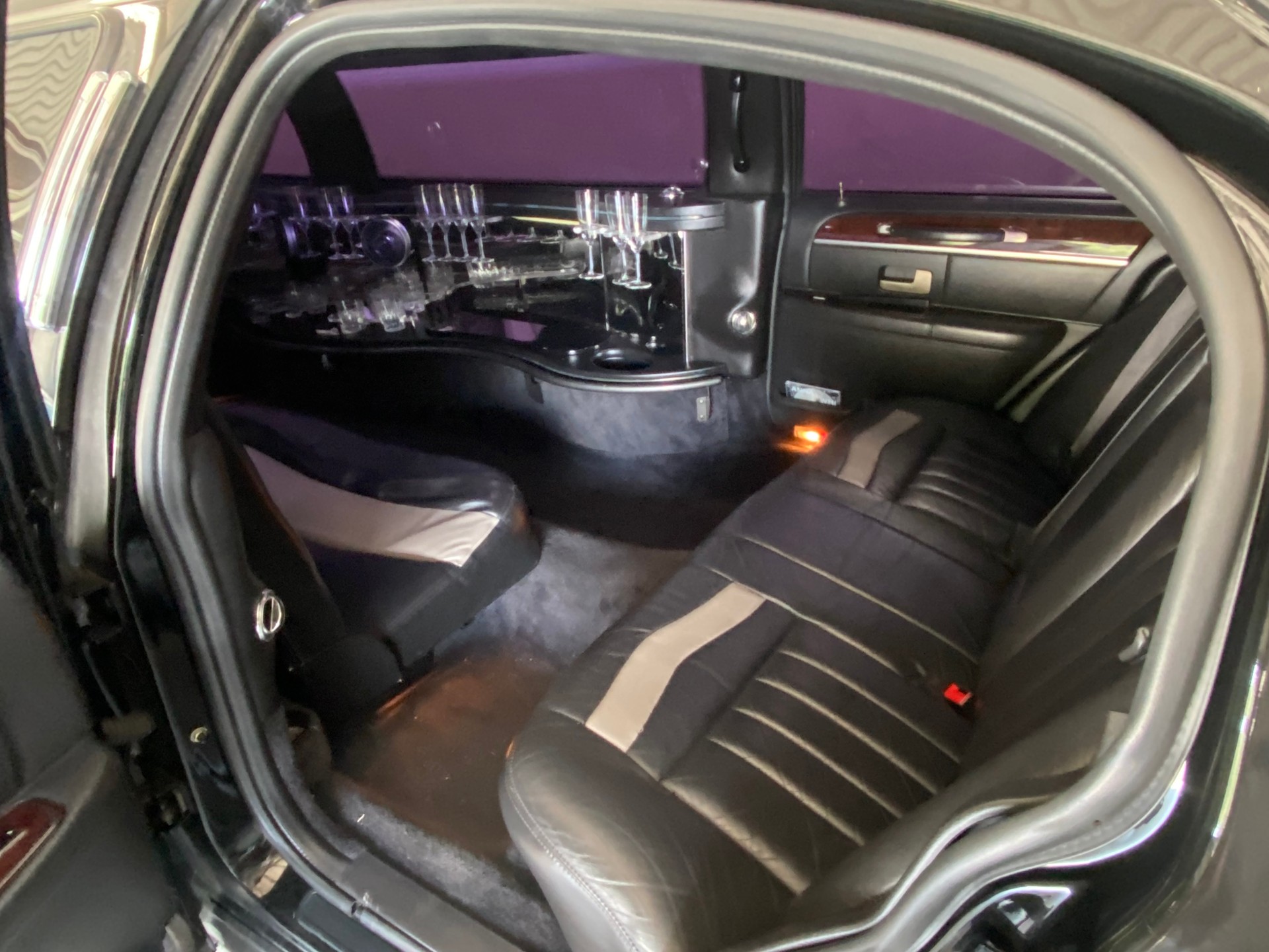 LINCOLN Town Car (Stretchlimousine) 8.5M-image-15
