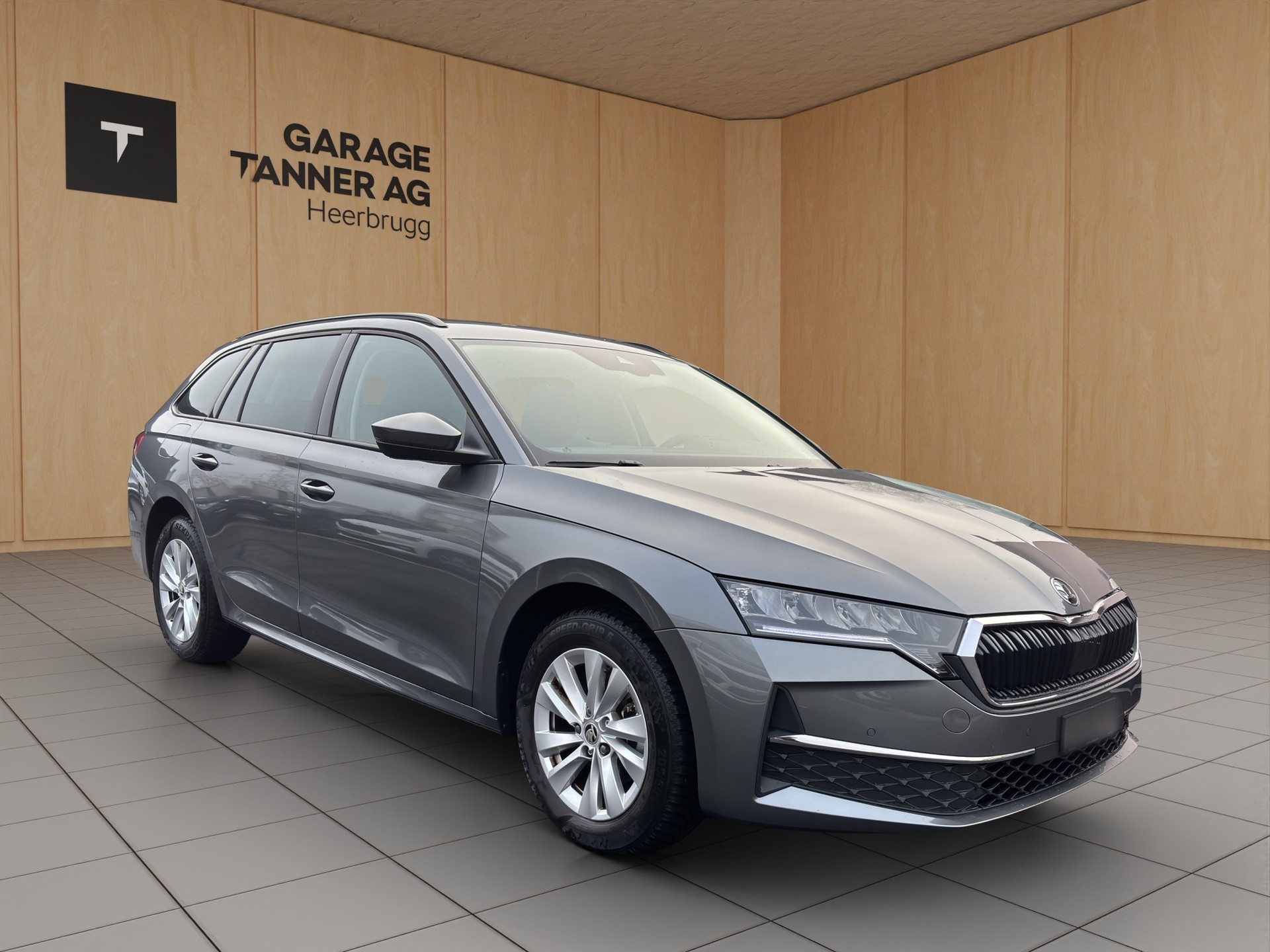 SKODA Octavia Combi 2.0 TDI DSG Selection-showroom-element-2