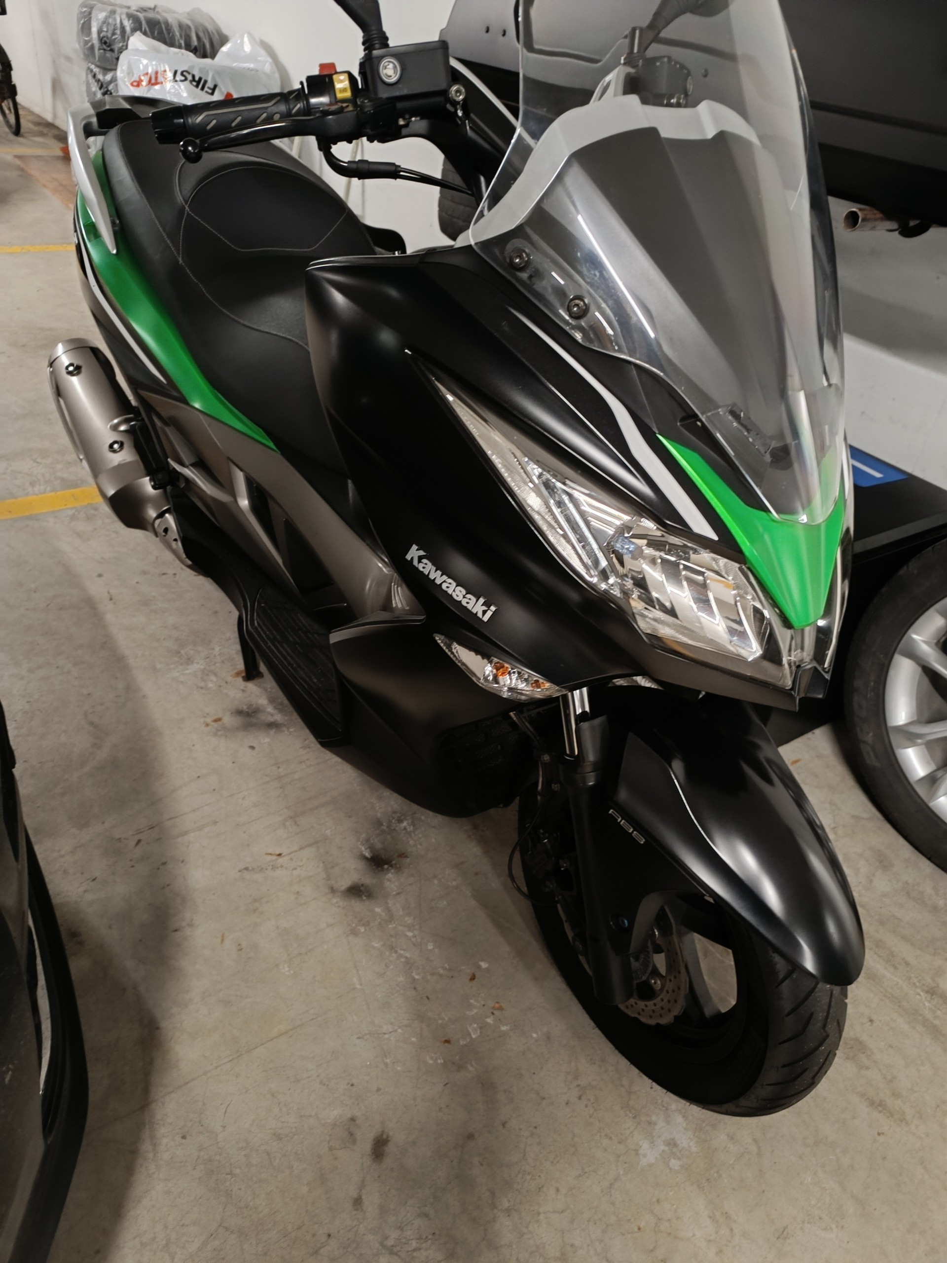 KAWASAKI J 300 SE ABS-image-3