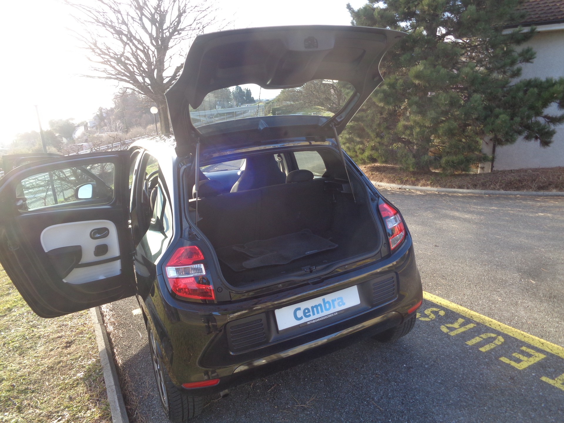 RENAULT Twingo 0.9 City-image-9