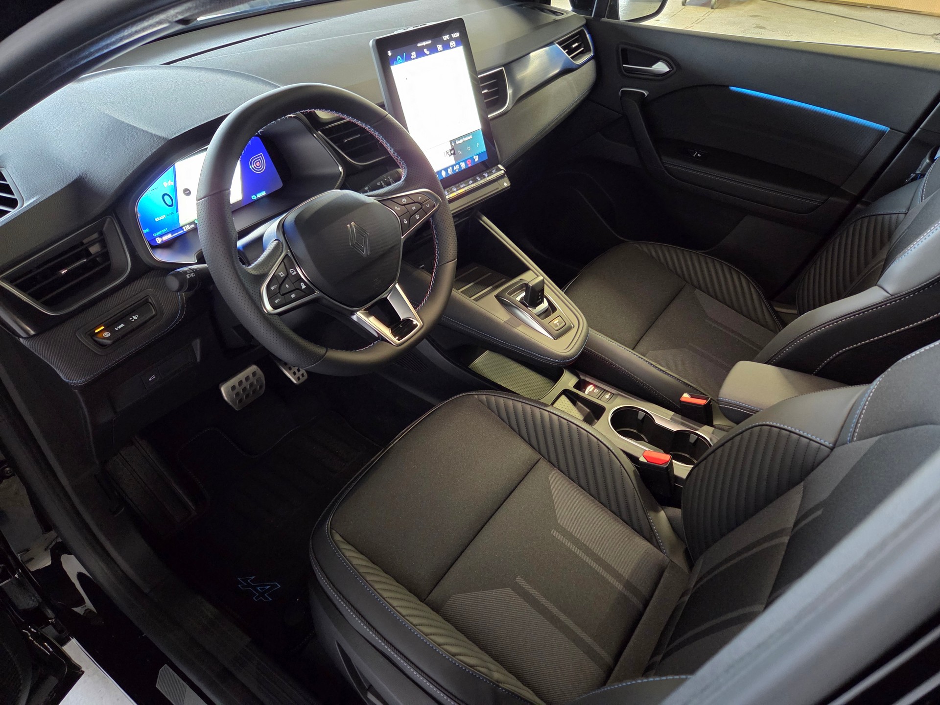 RENAULT SYMBIOZ FULL HYBRID E-TECH esprit Alpine full hybrid E-Tech 160-showroom-element-3