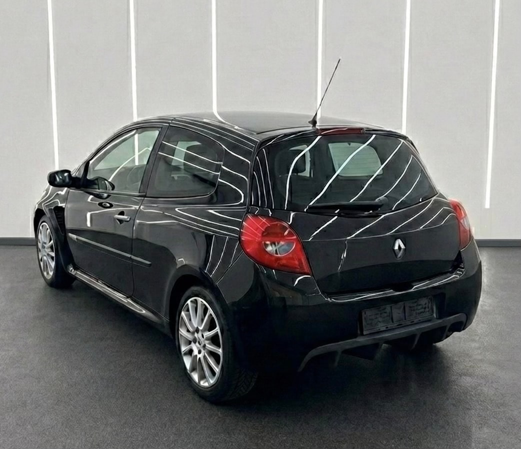 RENAULT Clio 2.0 16V Sport-image-4