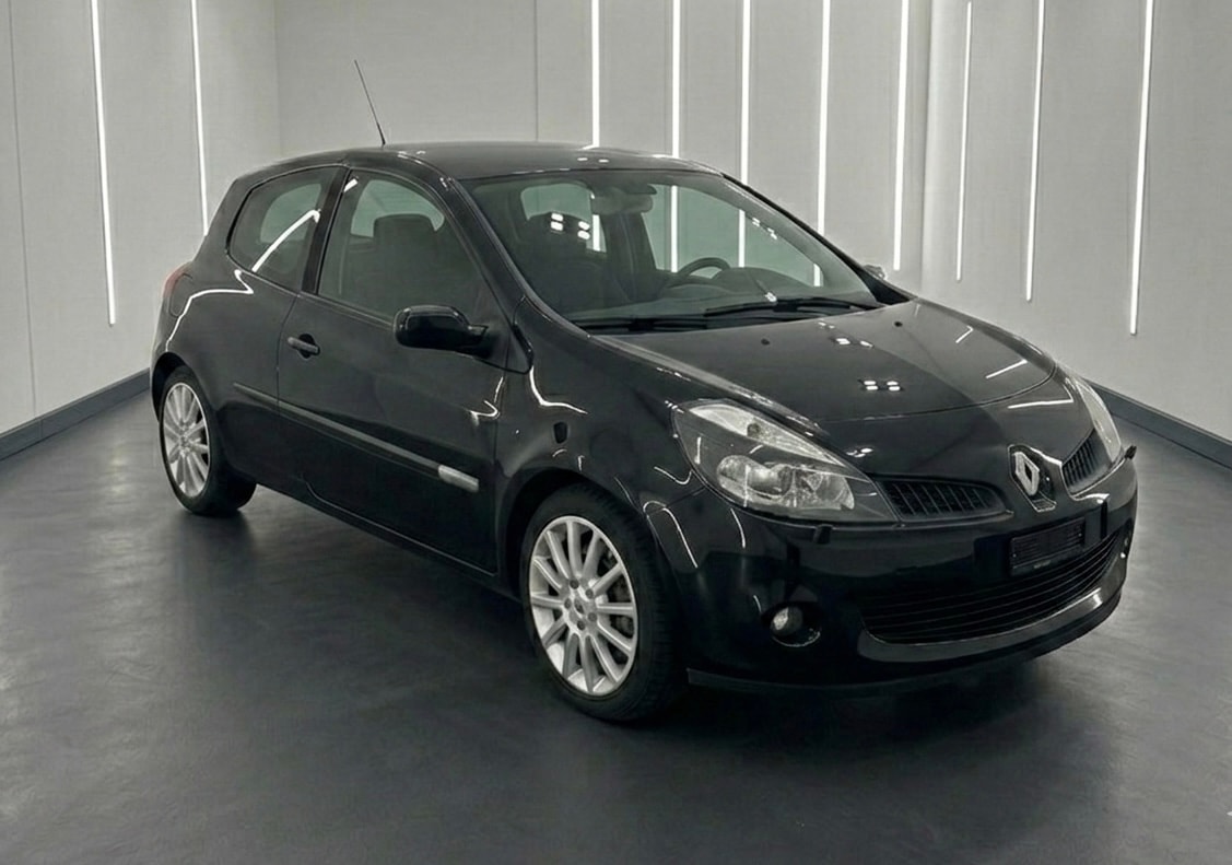 RENAULT Clio 2.0 16V Sport