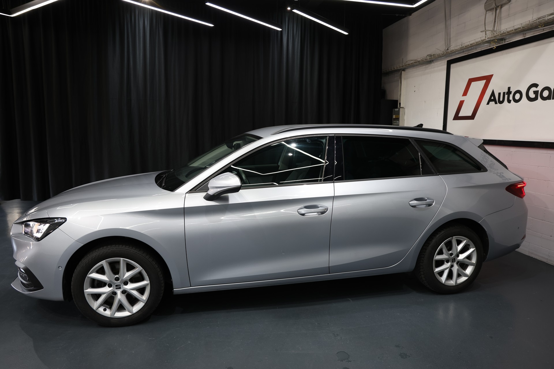 SEAT Leon ST 2.0 TDI EVO DSG Style-image-5