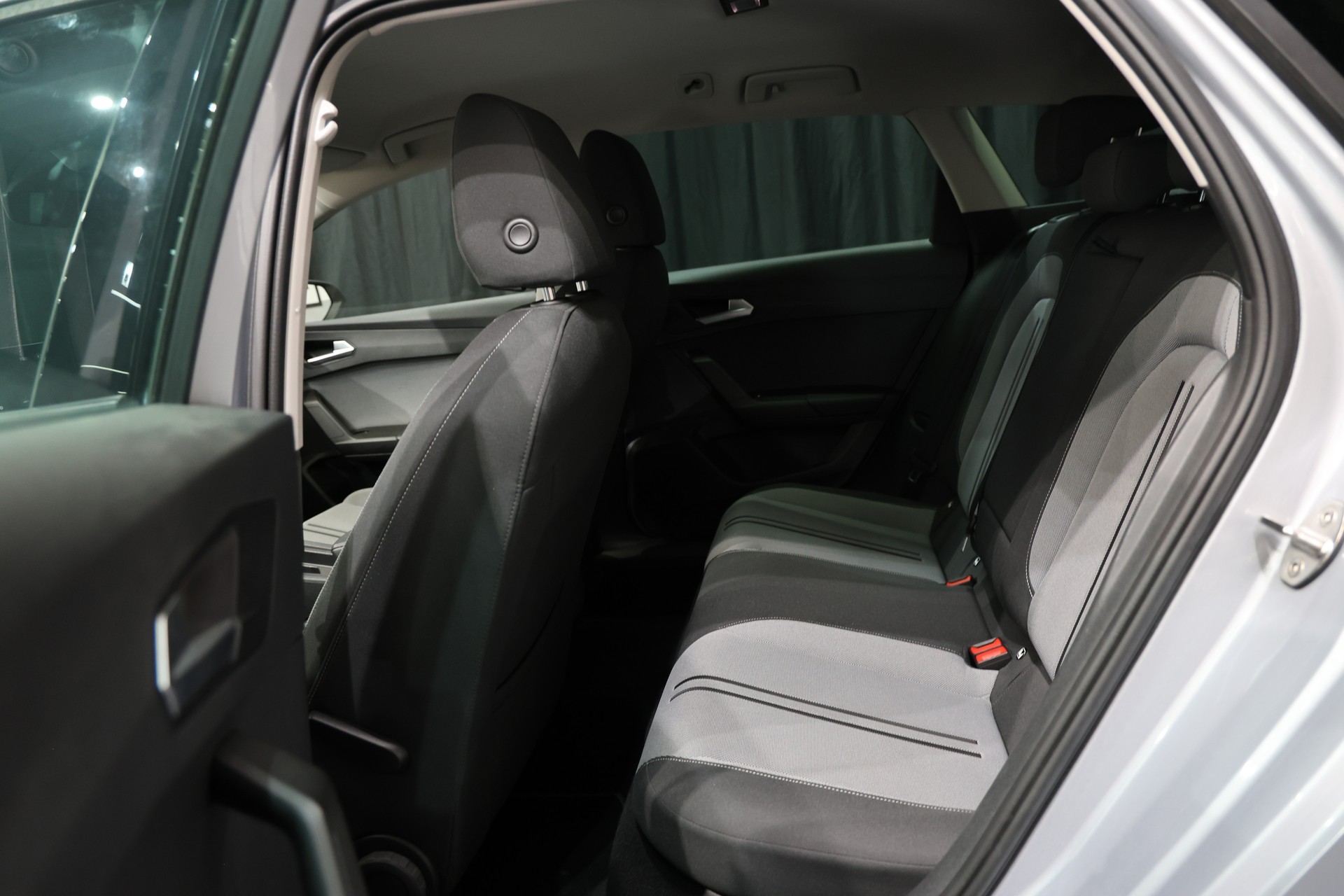 SEAT Leon ST 2.0 TDI EVO DSG Style-showroom-element-2