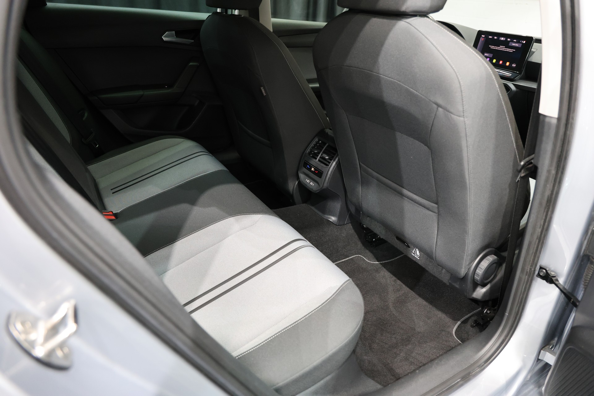 SEAT Leon ST 2.0 TDI EVO DSG Style-image-11