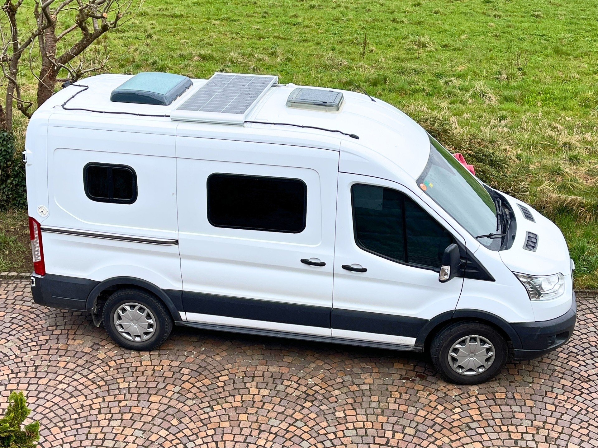 FORD Transit 350 L2H2 2.0 TDCi (131 PS)-image-4
