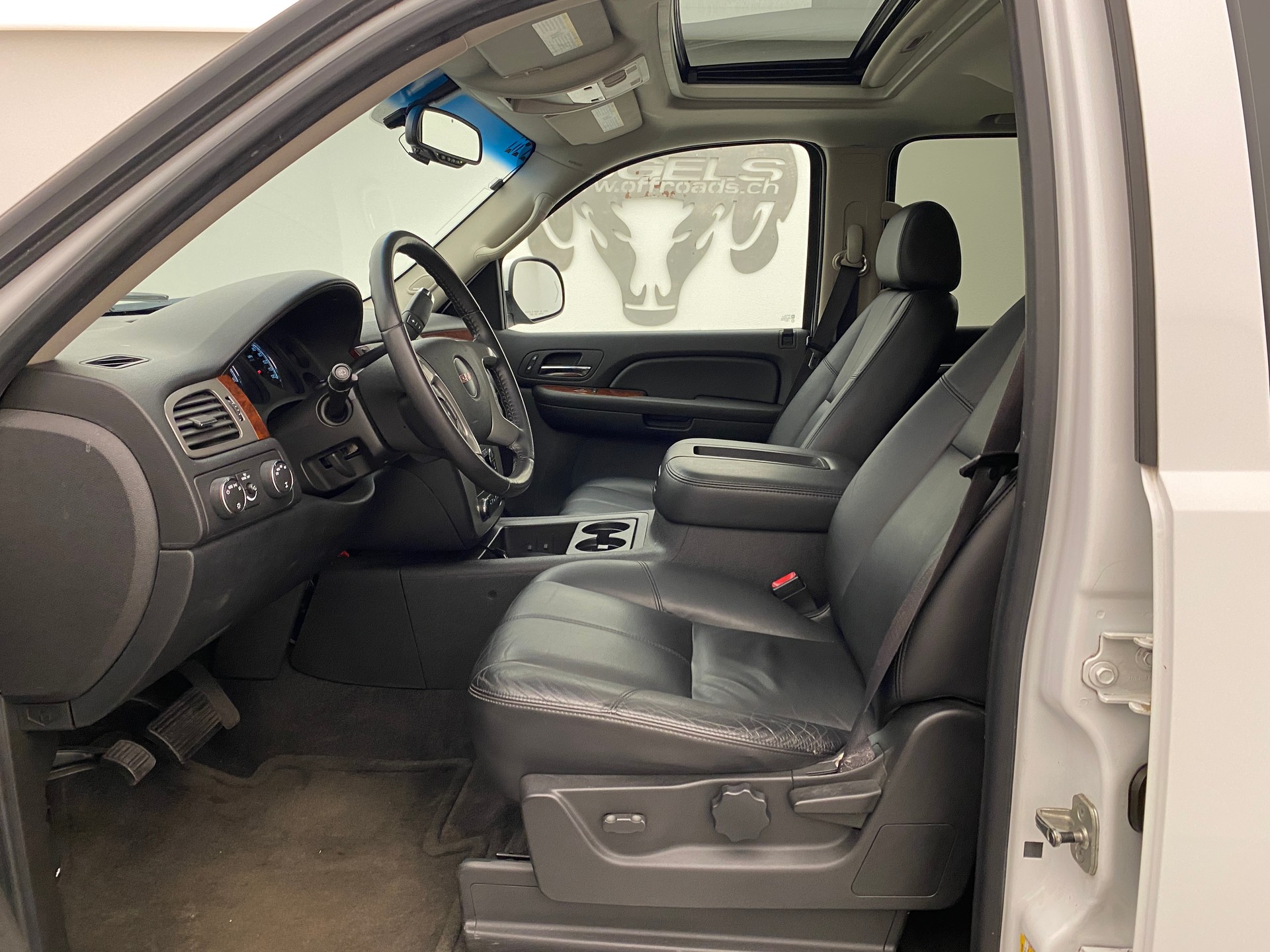 GMC Yukon 6.0 Hybrid 2 Mode-image-9