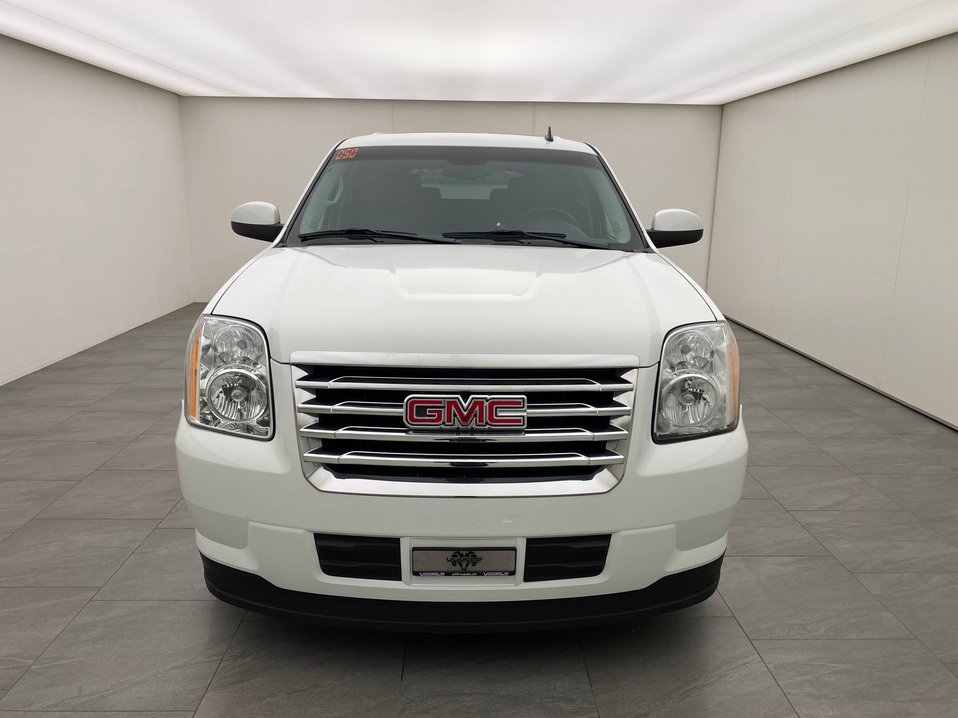 GMC Yukon 6.0 Hybrid 2 Mode-image-1