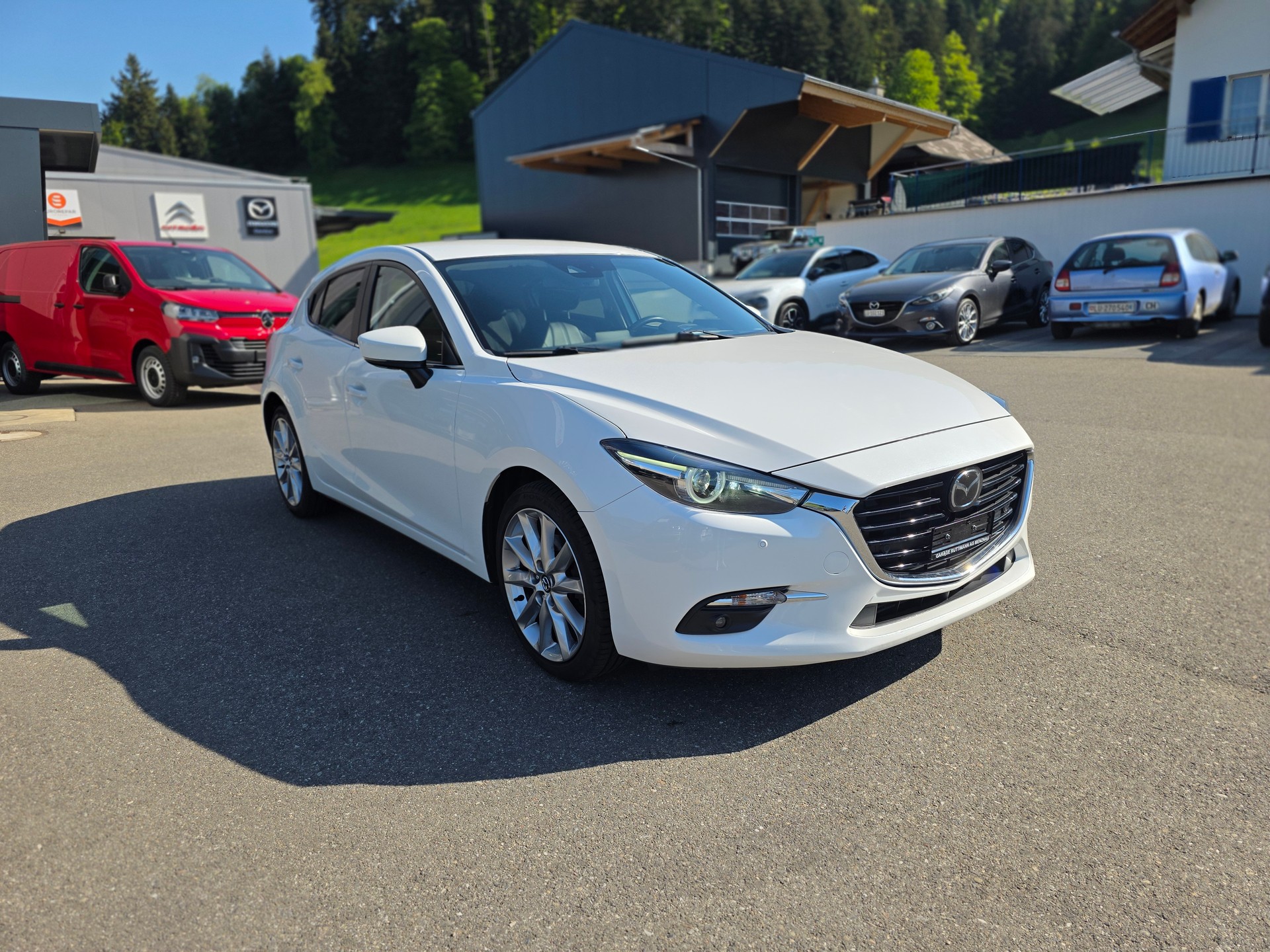 MAZDA 3 SKYACTIV-D 150 Revolution-image-6