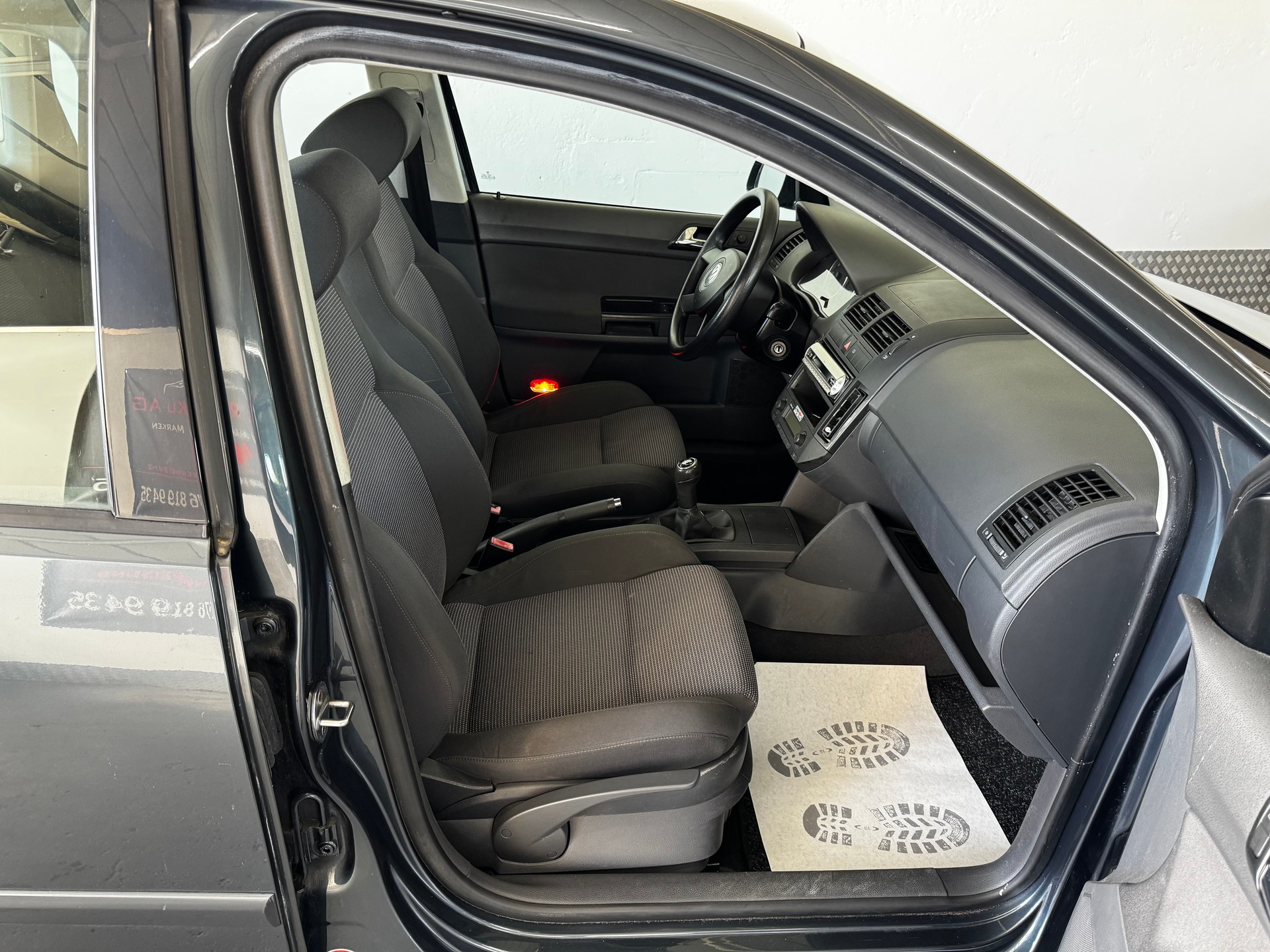 VW Polo 1.4 16V Comfortline-image-17