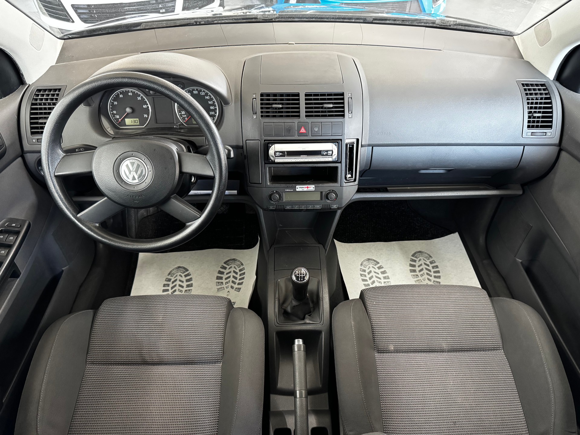 VW Polo 1.4 16V Comfortline-image-14
