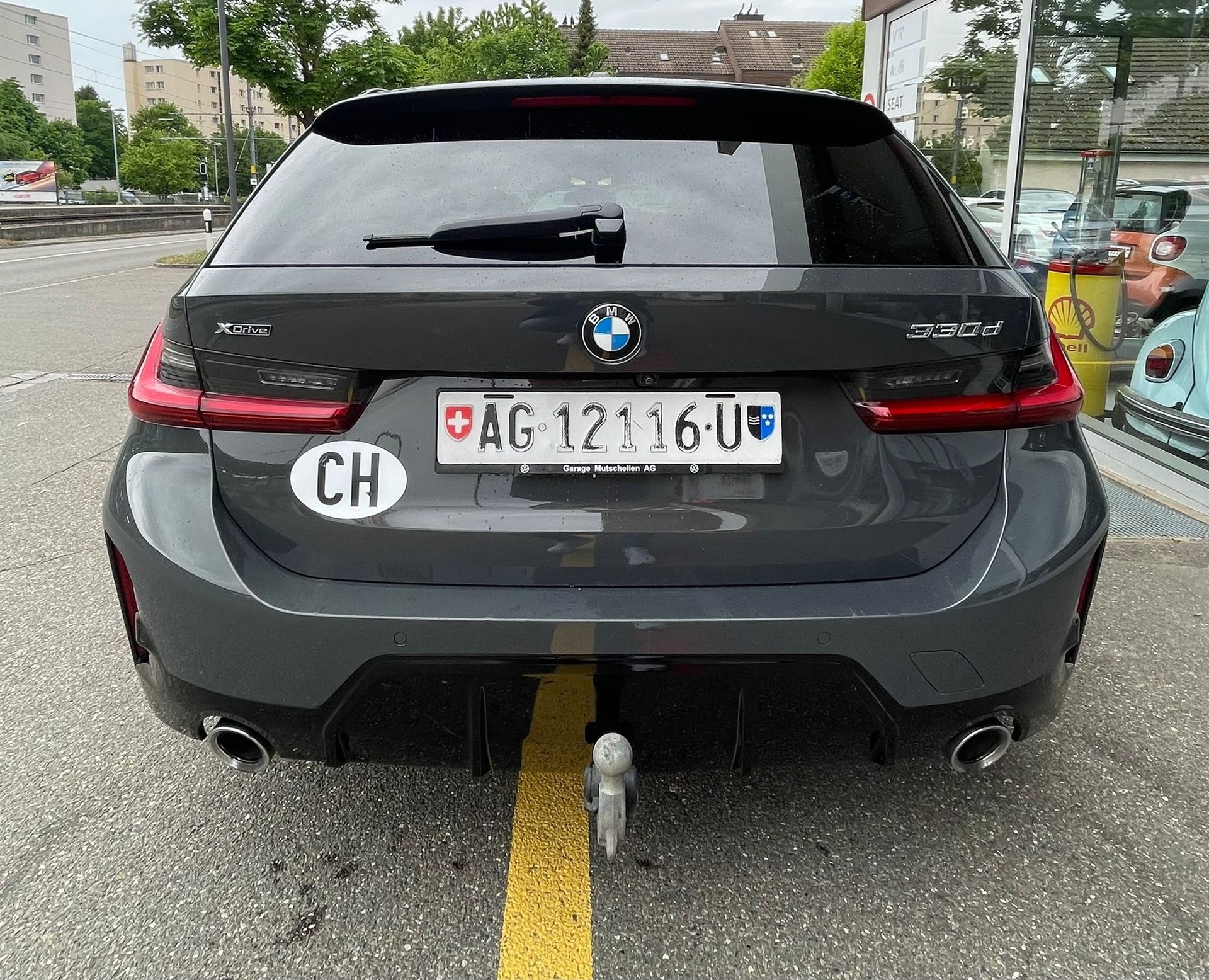 BMW Facelift 330d xDrive 48V M Sport Steptronic CH-Auto 68% Rabatt-image-1