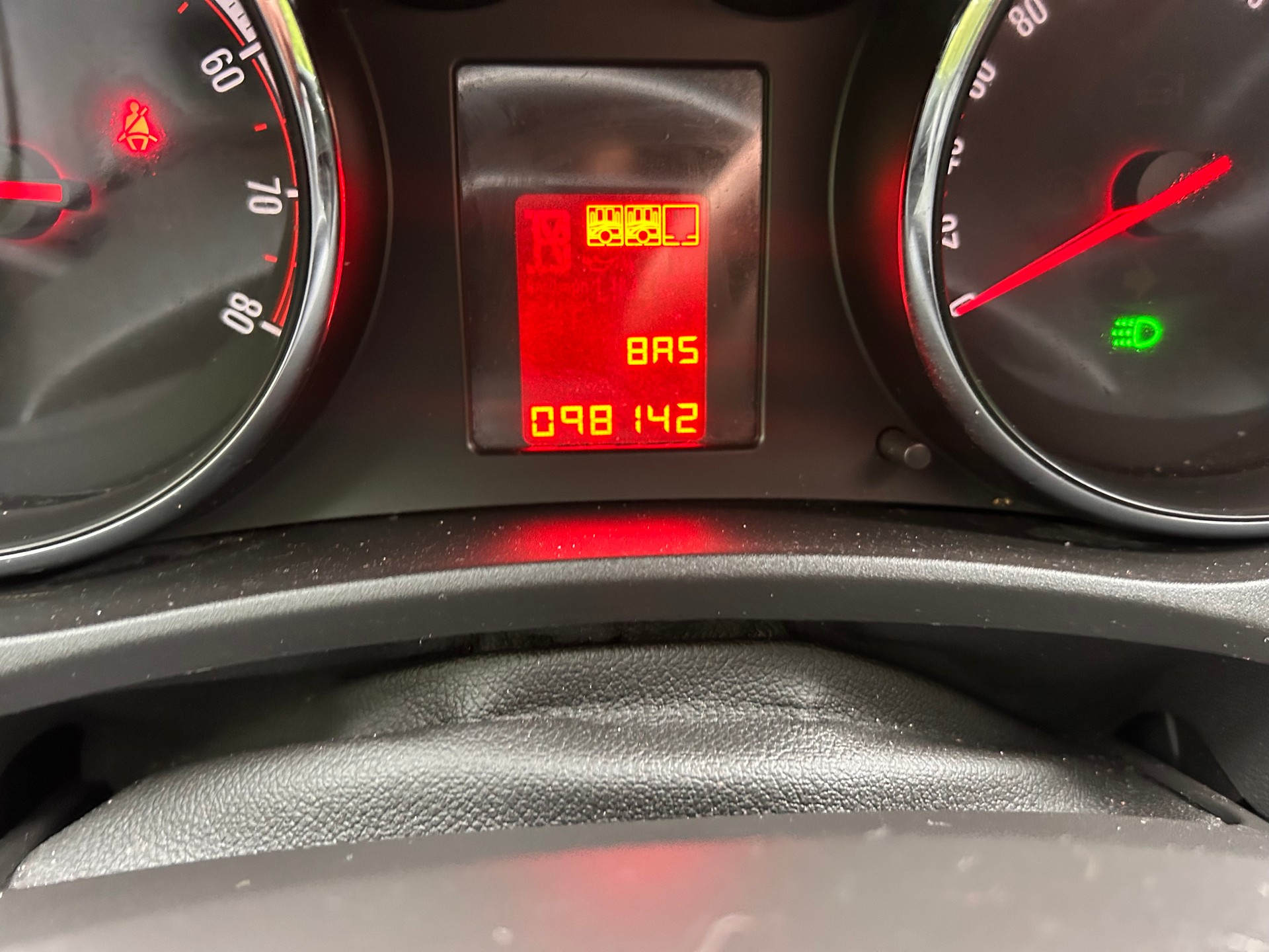 OPEL Meriva 1.4 Turbo Enjoy-image-7
