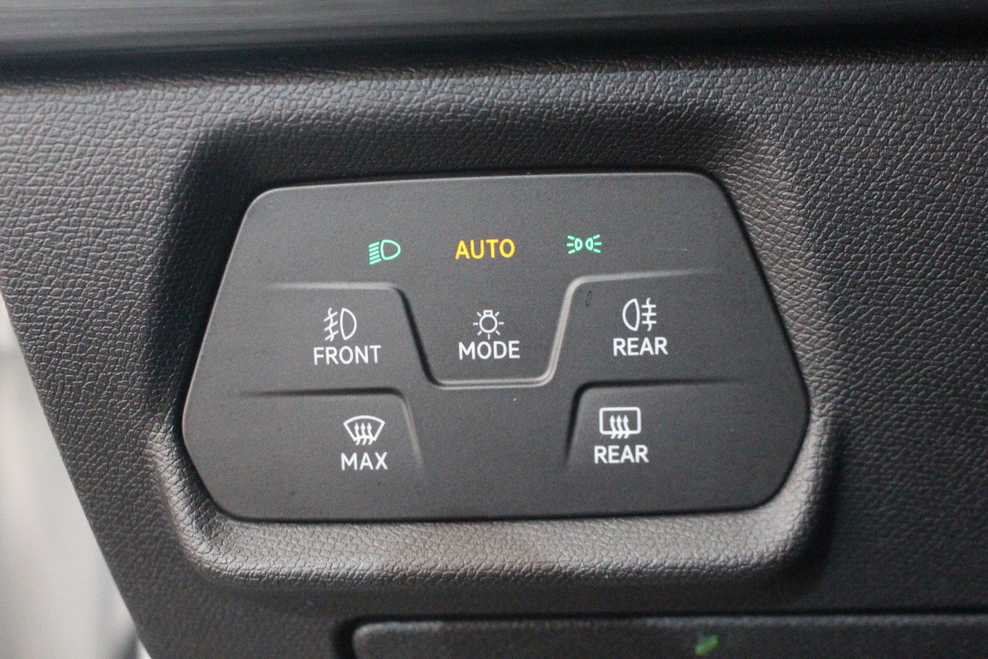 CUPRA Formentor 1.4 eHybrid VZ DSG-image-17