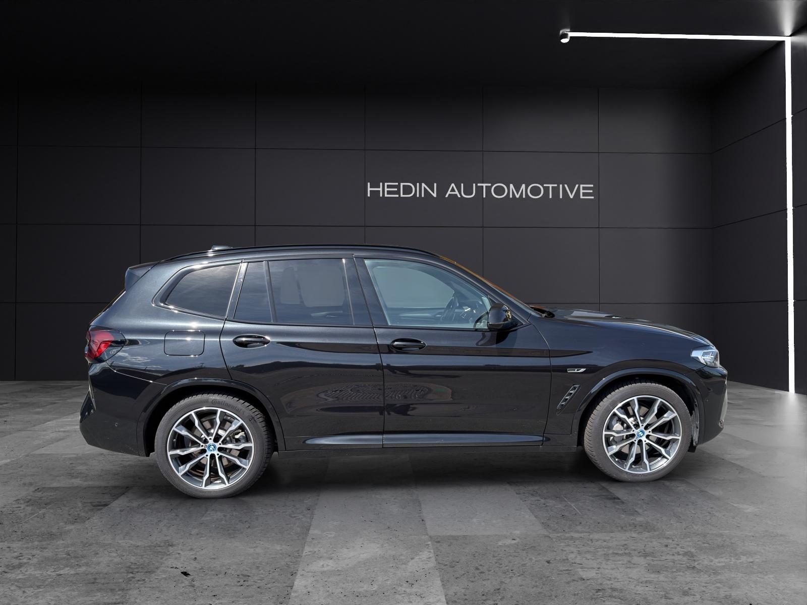 BMW X3 30e xDrive-image-16