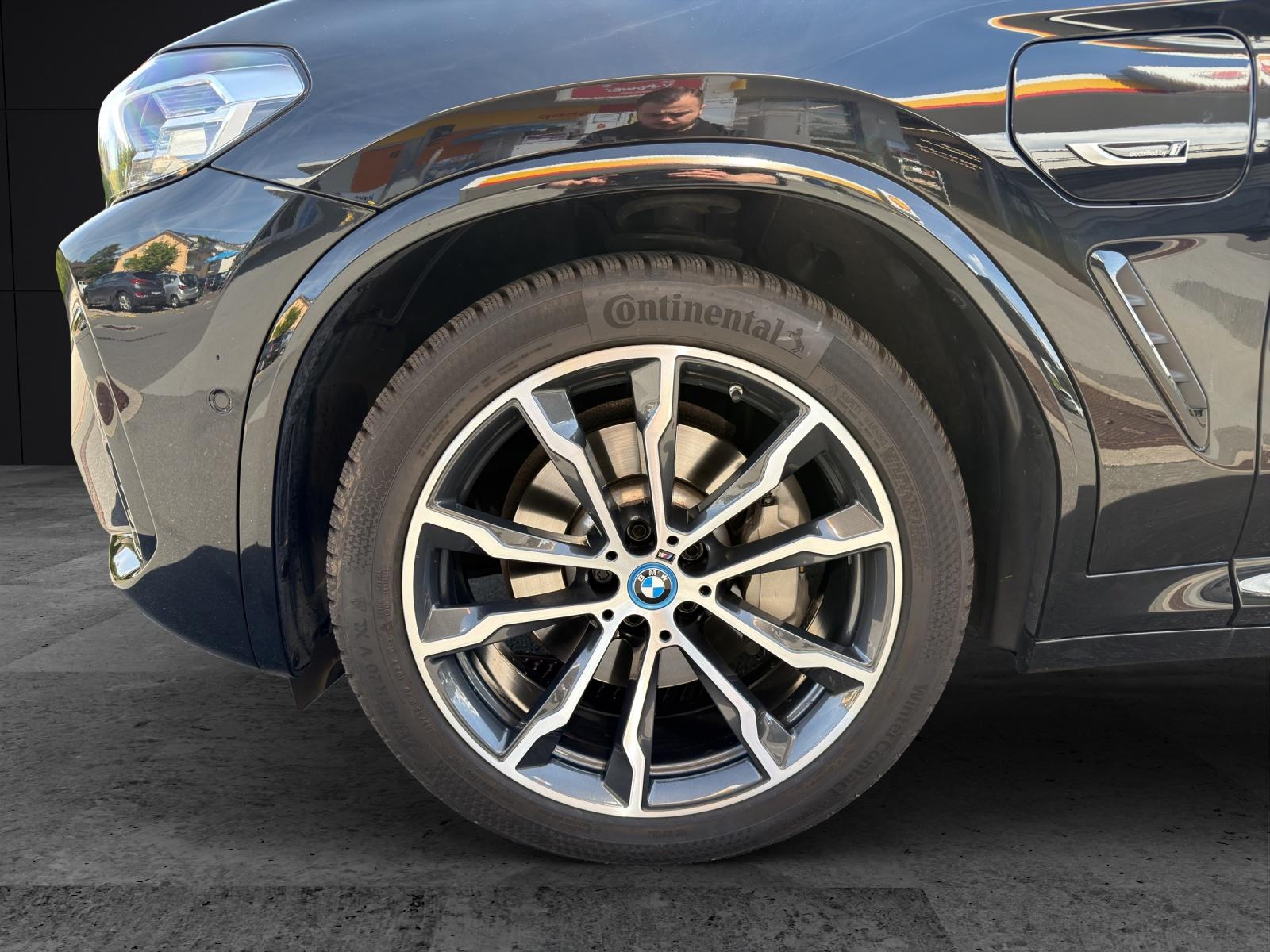 BMW X3 30e xDrive-image-4