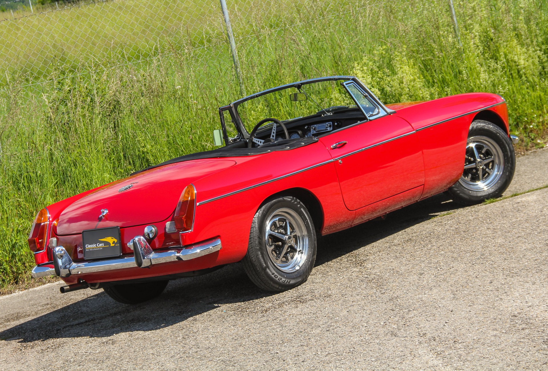 MG MGB Roadster 🇬🇧 ⭐⭐⭐⭐⭐-showroom-element-1