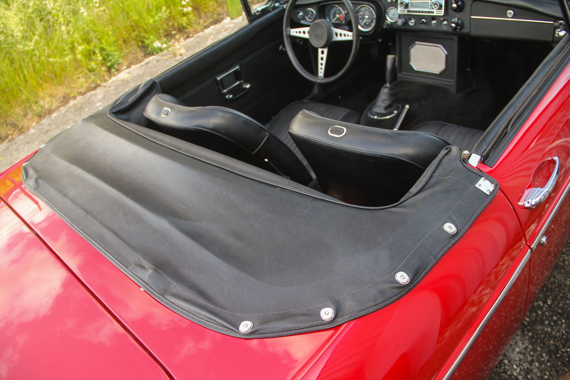 MG MGB Roadster 🇬🇧 ⭐⭐⭐⭐⭐-image-13