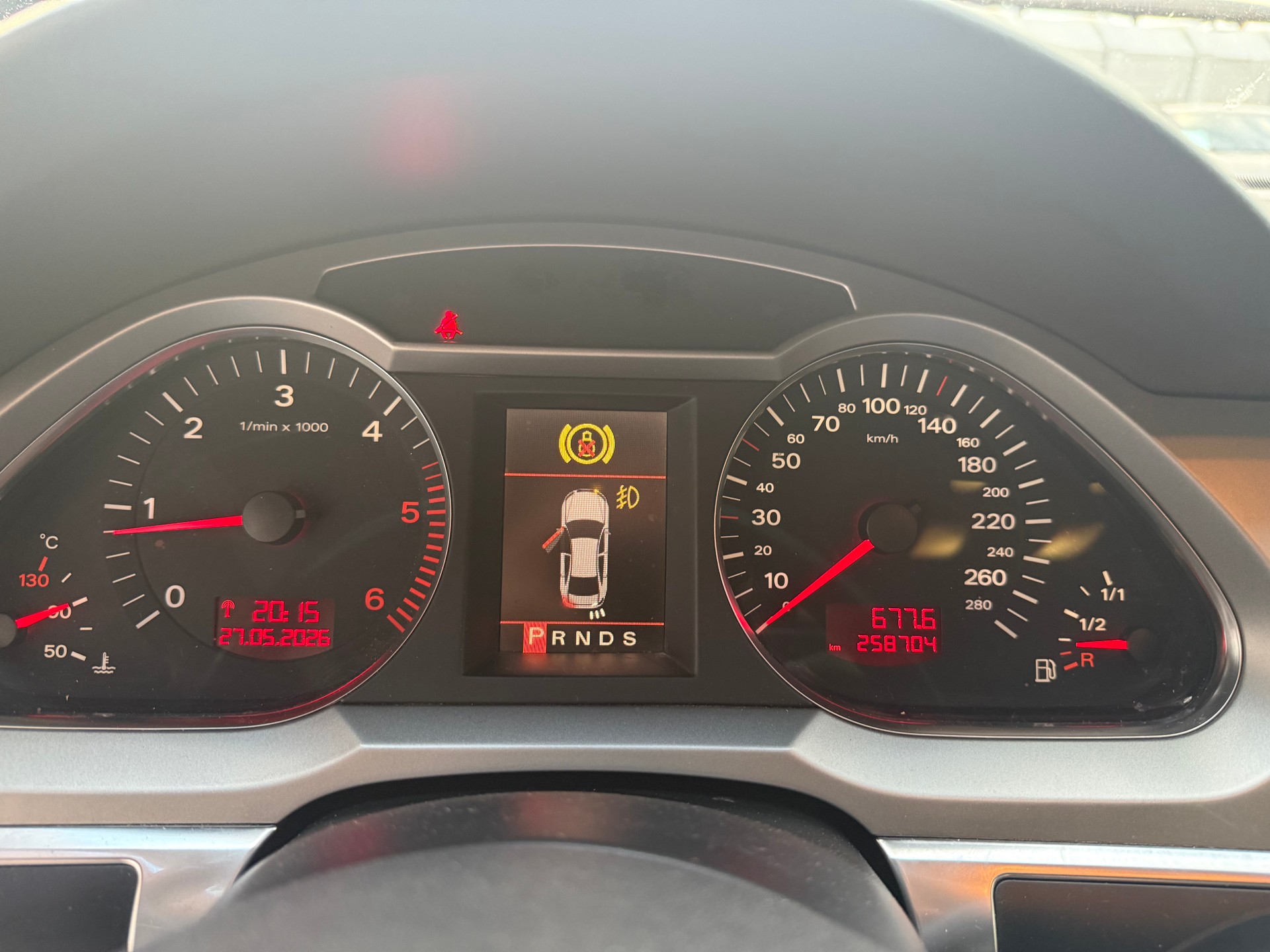 AUDI A6 allroad 3.0 TDI quattro-image-14