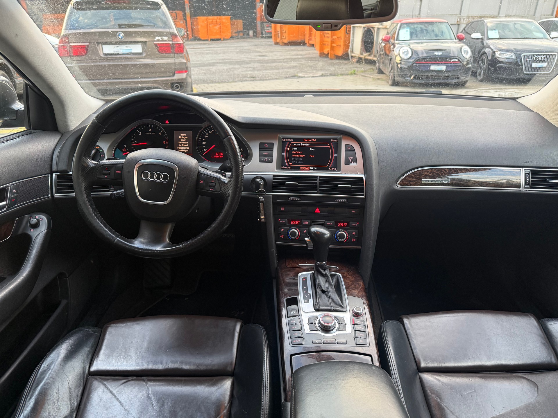 AUDI A6 allroad 3.0 TDI quattro-image-11