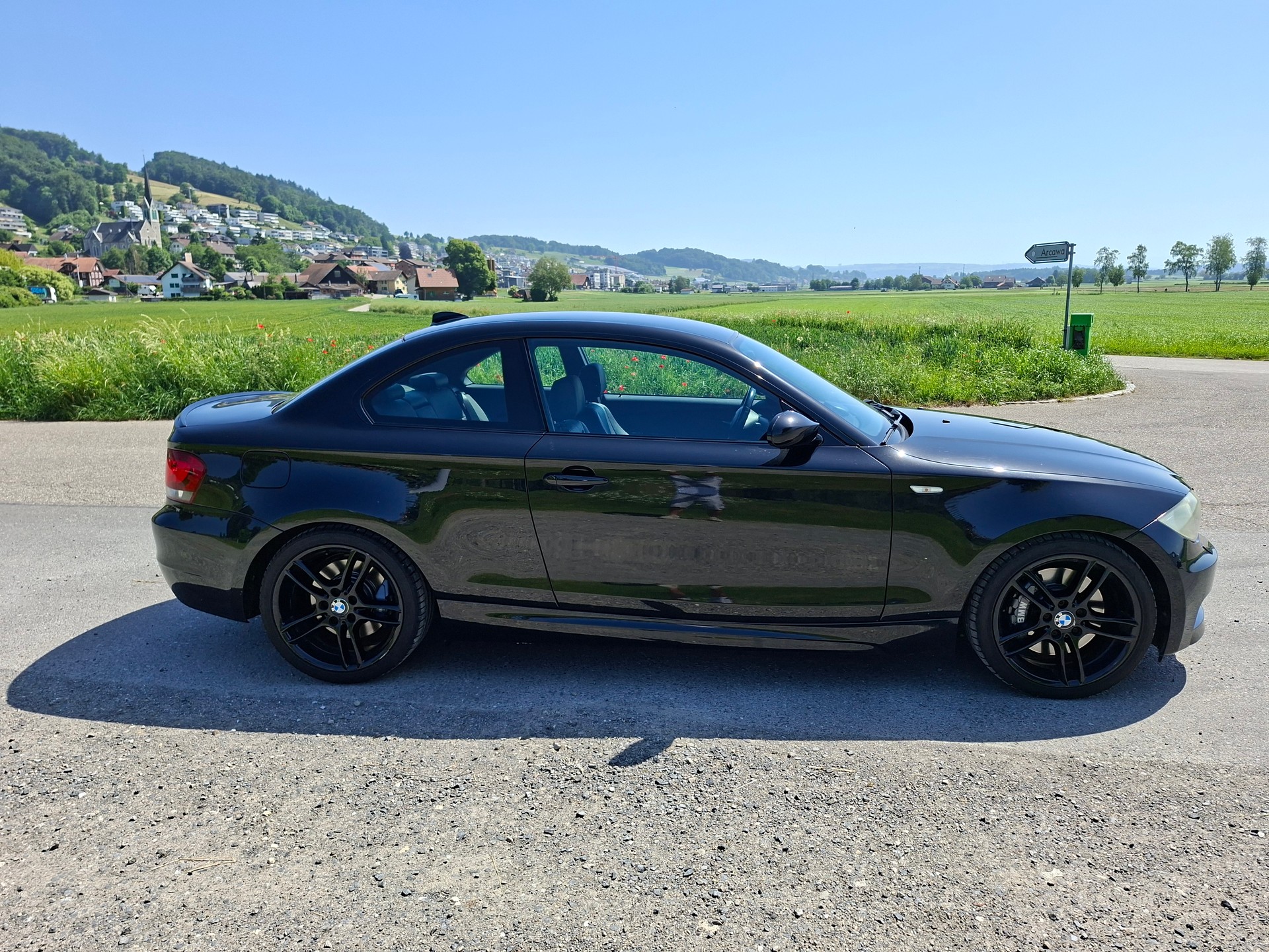 BMW 135i-image-2