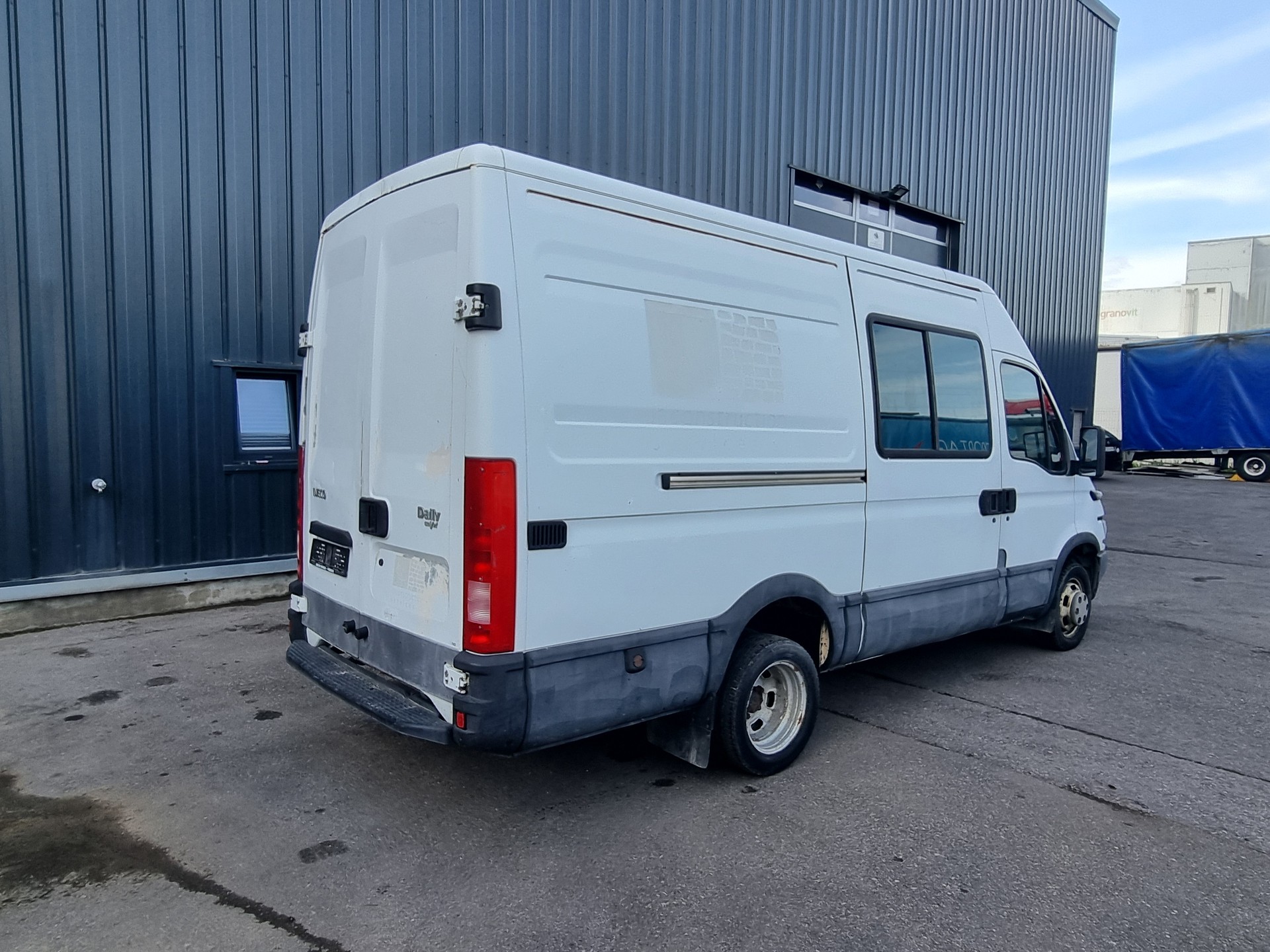 IVECO 35 C 14 V AGPA46E3B1-image-4