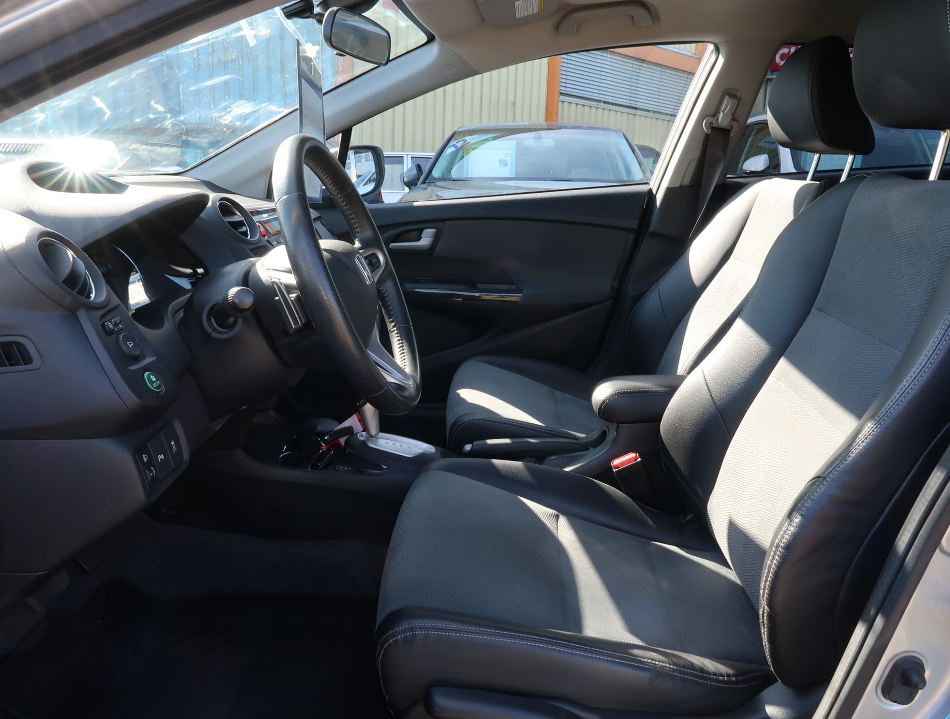 HONDA Insight 1.3i Hybrid Elegance CVT-image-12