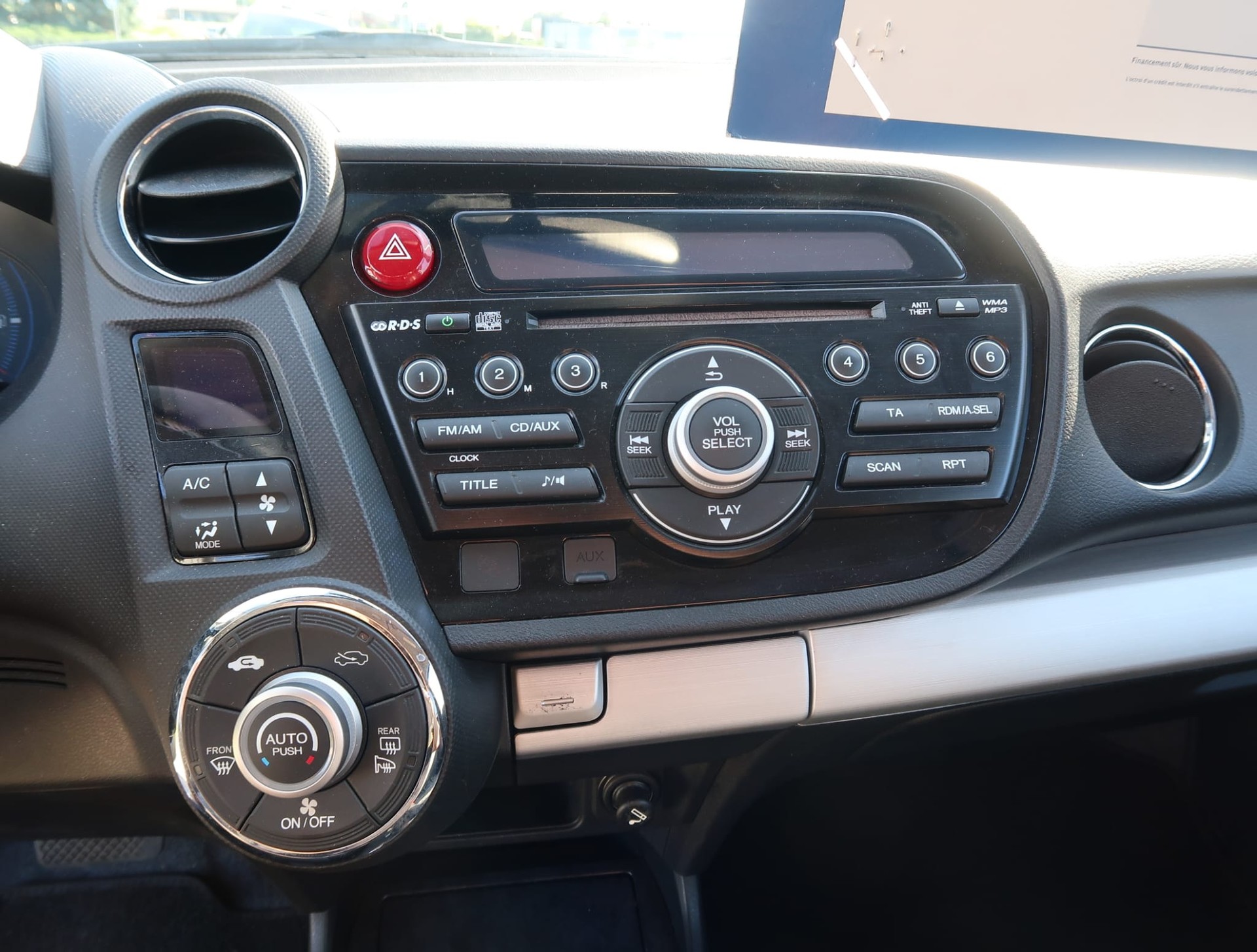 HONDA Insight 1.3i Hybrid Elegance CVT-image-16