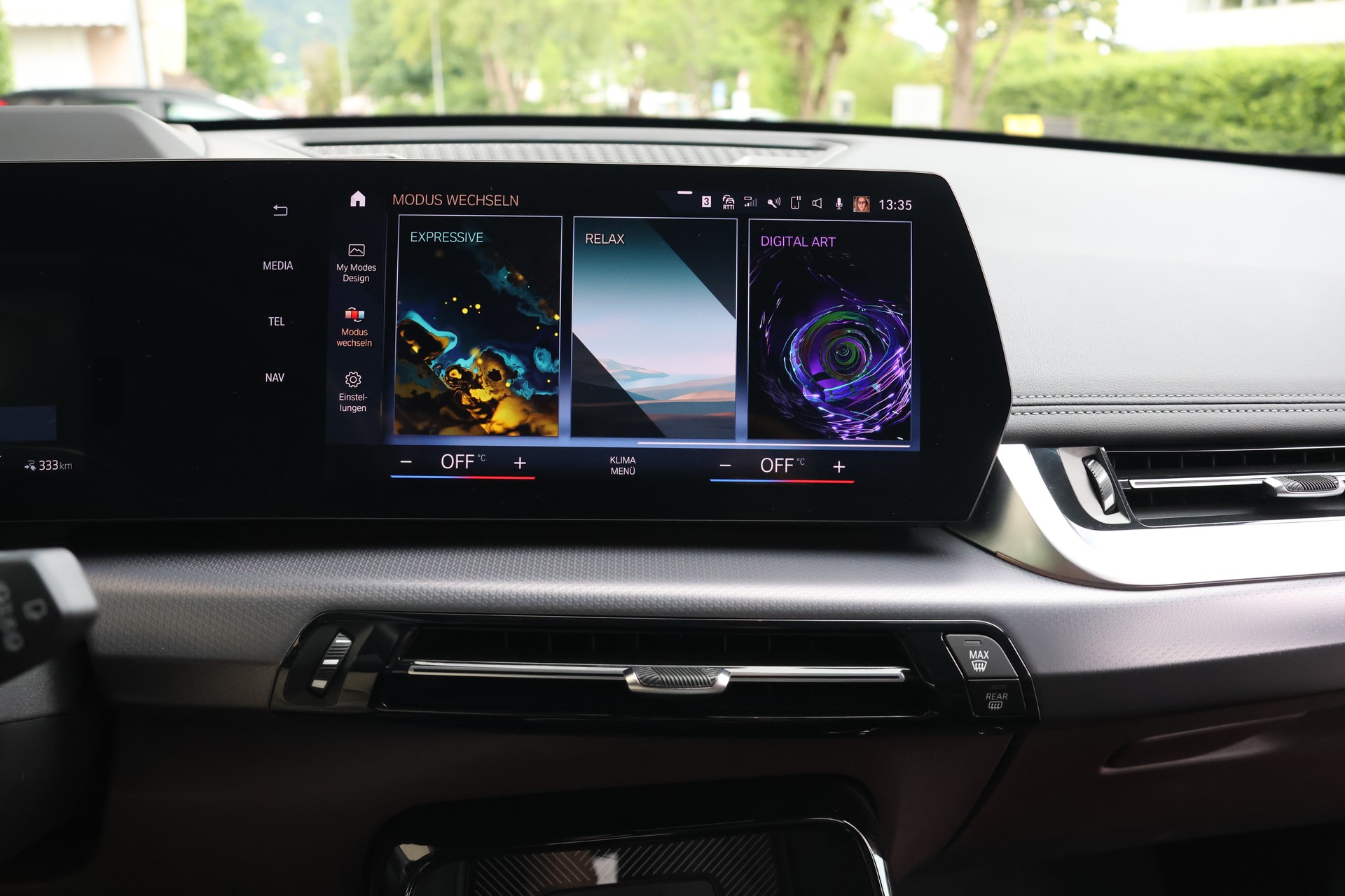 BMW iX1 xDrive 30 M Sport-image-20