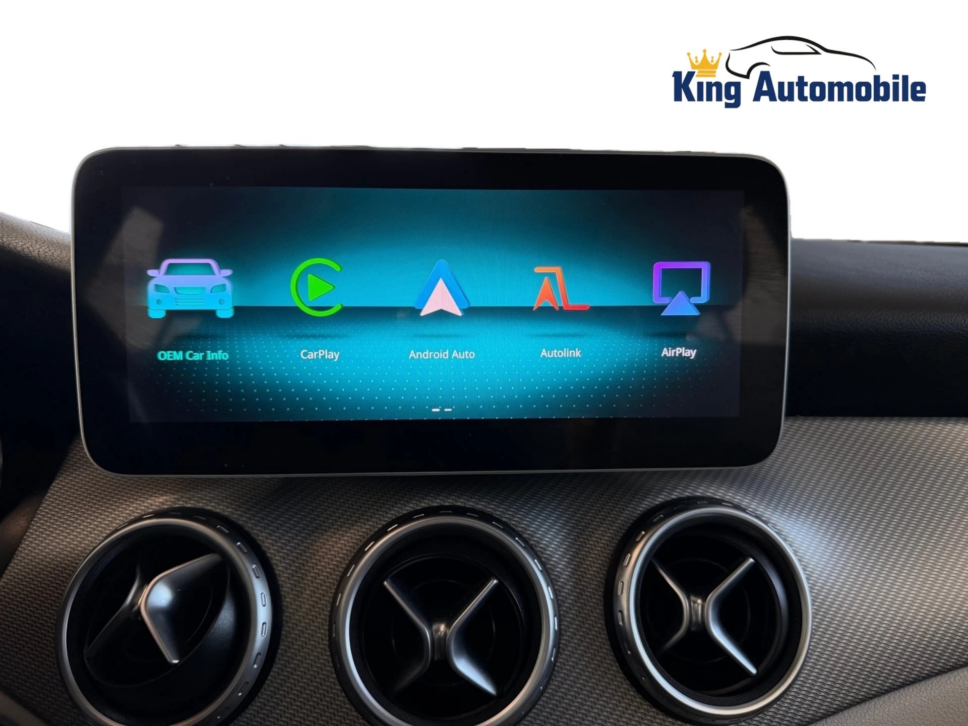MERCEDES-BENZ GLA 250 4Matic 7G-DCT | Frisch MFK | Pano Dach | Leder | Carplay-image-16