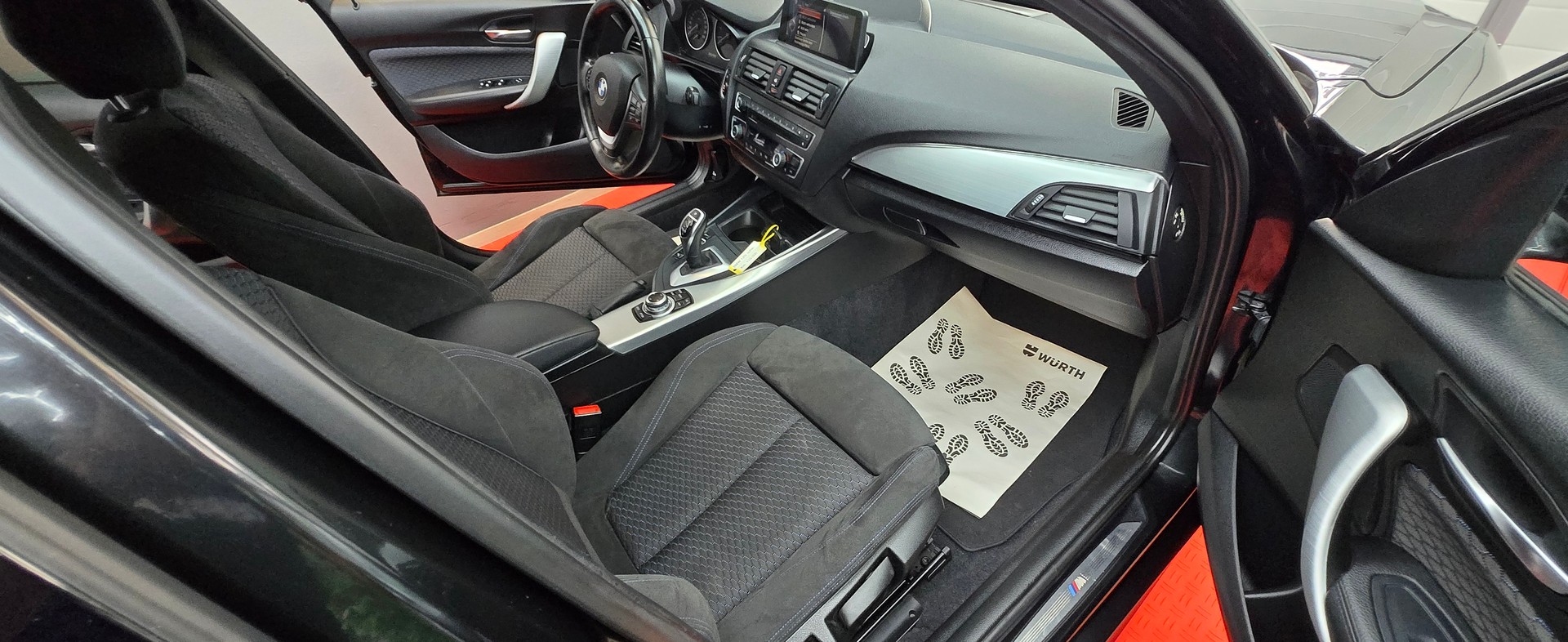 BMW 125i Steptronic-image-11