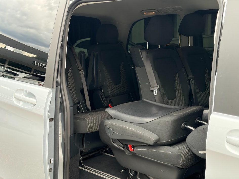 MERCEDES-BENZ V 250 d kompakt Style 9G-Tronic-image-15