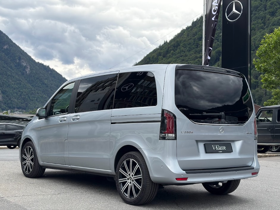 MERCEDES-BENZ V 250 d kompakt Style 9G-Tronic-image-6
