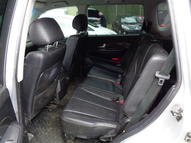 KGM-SsangYong Rexton RX 270 XVT Quartz Automatic-image-5