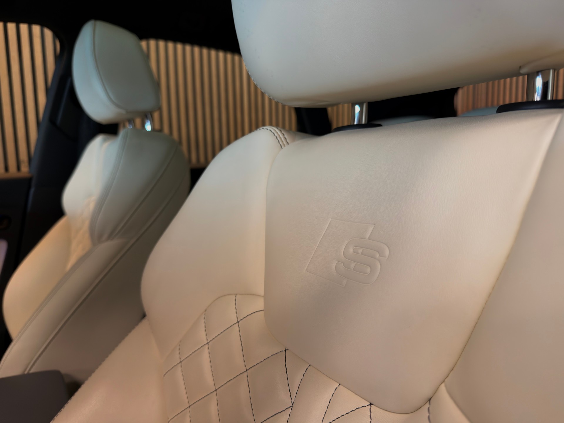 AUDI SQ5 3.0 TFSI quattro S-tronic | Vollausstattung | Frisch ab Service | MFK | CarVertical | Massagesitze-image-28