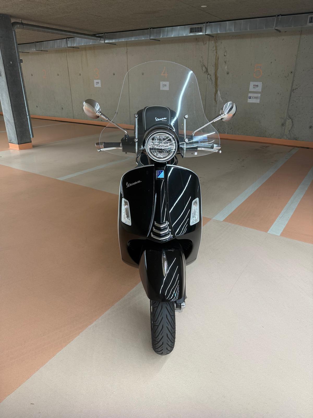 PIAGGIO Vespa GTS 125 Super Sport ABS-image-3