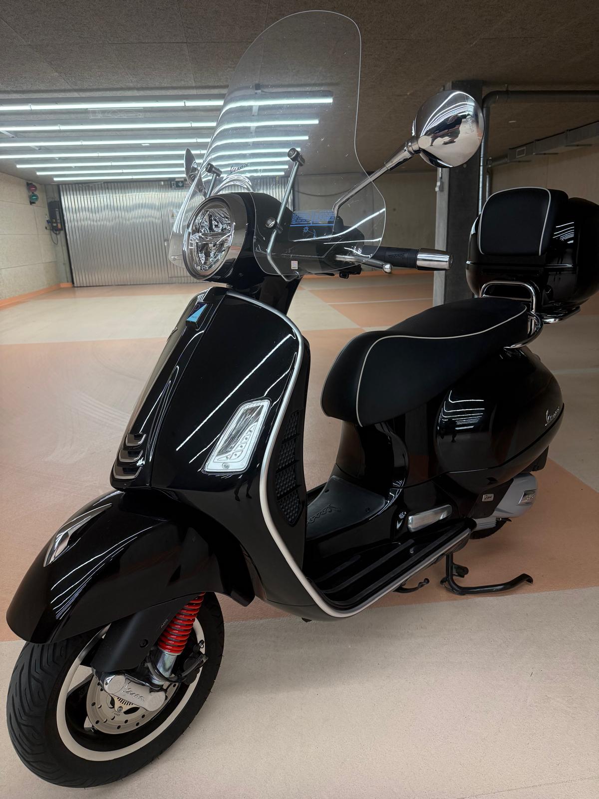 PIAGGIO Vespa GTS 125 Super Sport ABS-image-5