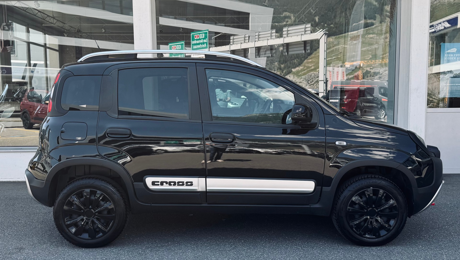 FIAT Panda 0.9 Twinair Turbo Cross 4x4-showroom-element-1