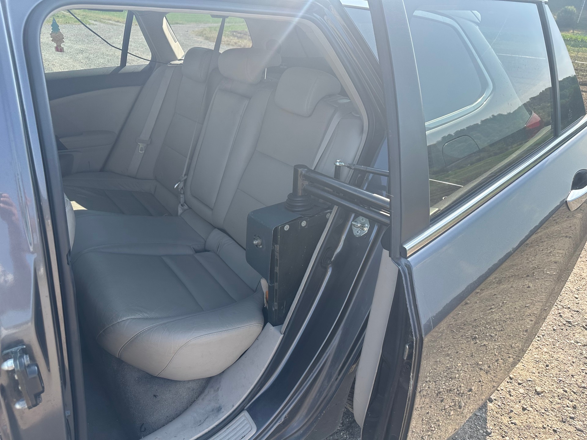 HONDA Accord Tourer 2.0i 16V Executive Automatic-image-9
