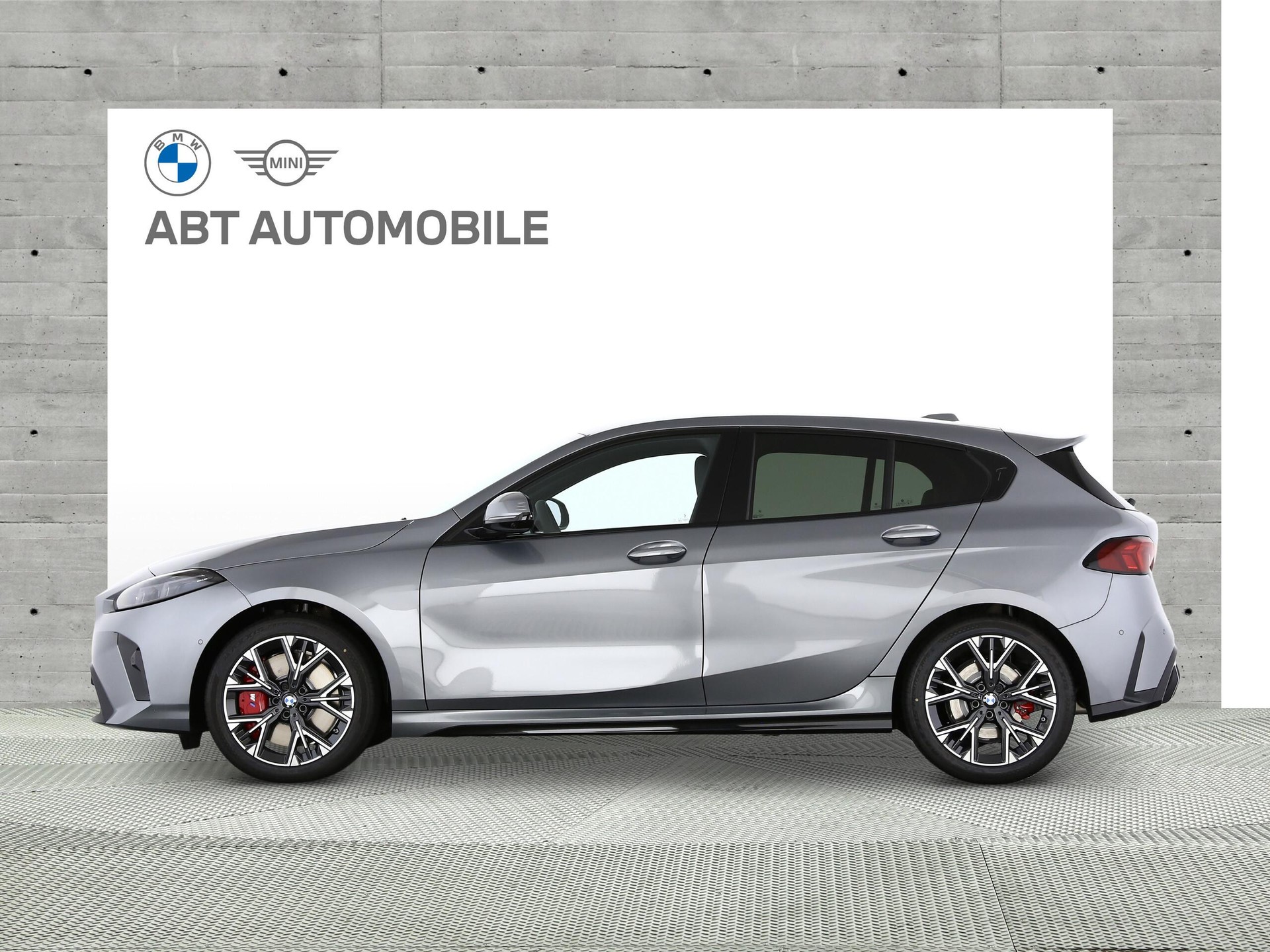BMW 123 xDrive-showroom-element-1