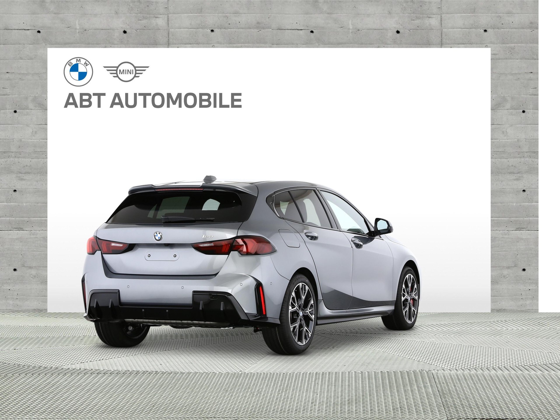 BMW 123 xDrive-showroom-element-2
